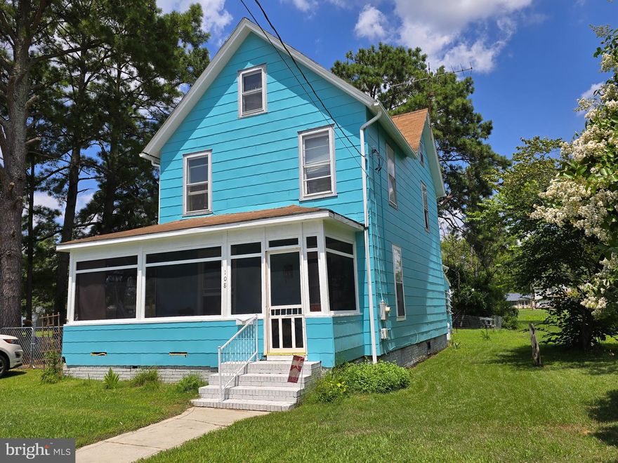 3 Bedroom 1.5  bath home. Some renovations have been completed. As you enter in the front door the first thing you will notice is the beautiful original hardwood floors. There is a large foyer with solid wood stair case. Off the foyer is a large living that leads to a very large family room. Off the back of the house is a nice kitchen and dining room with utility room off back of kitchen. Upstairs you will have 3 bedrooms and full bath.  There is a wrap around front porch that has been screened in to enjoy the outside with no bugs! The perfect size yard with fenced in area for the dogs. Home is being sold as is.  Call today for a showing.