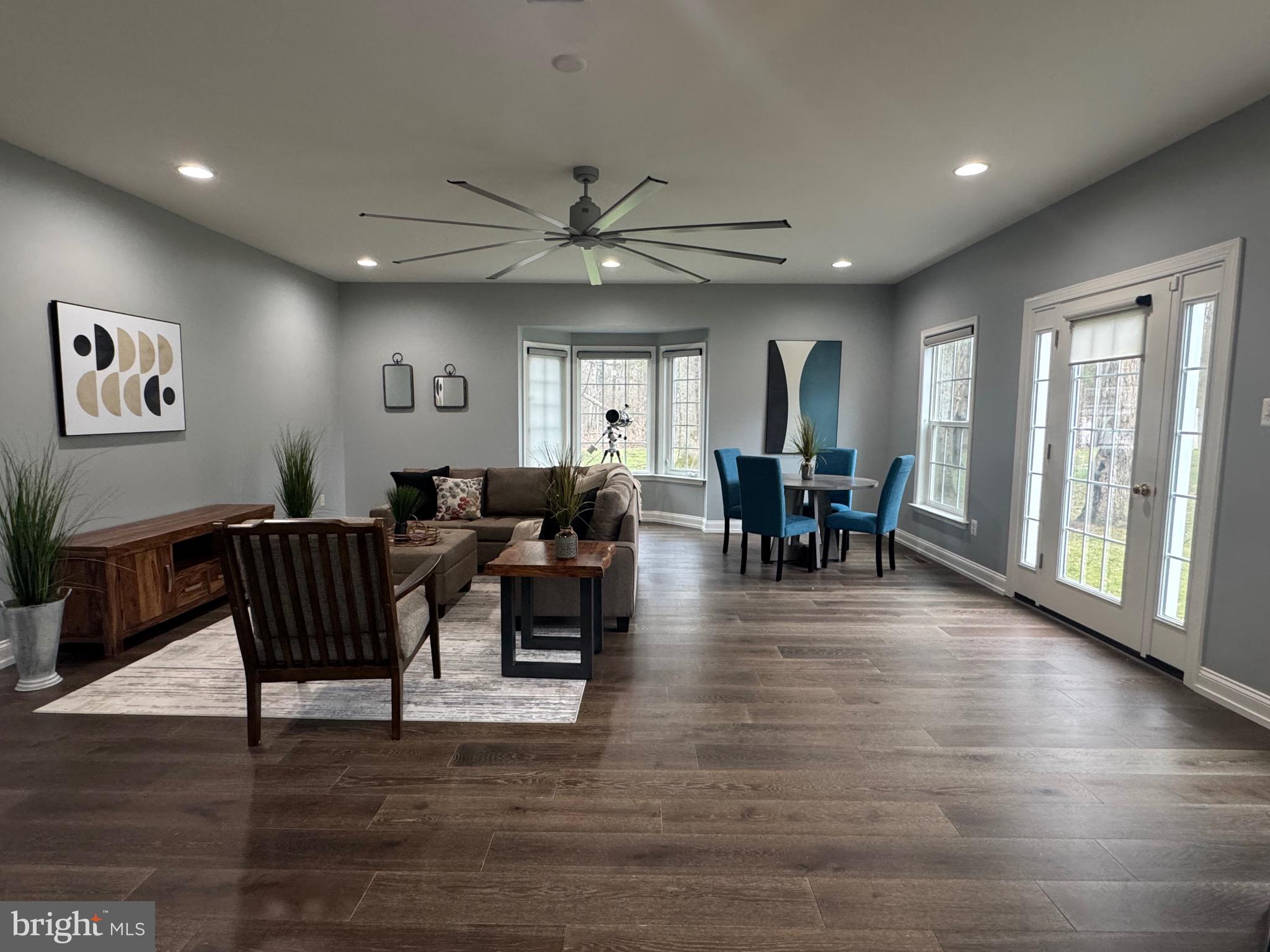 CLARKSBURG OUTSIDE - Residential