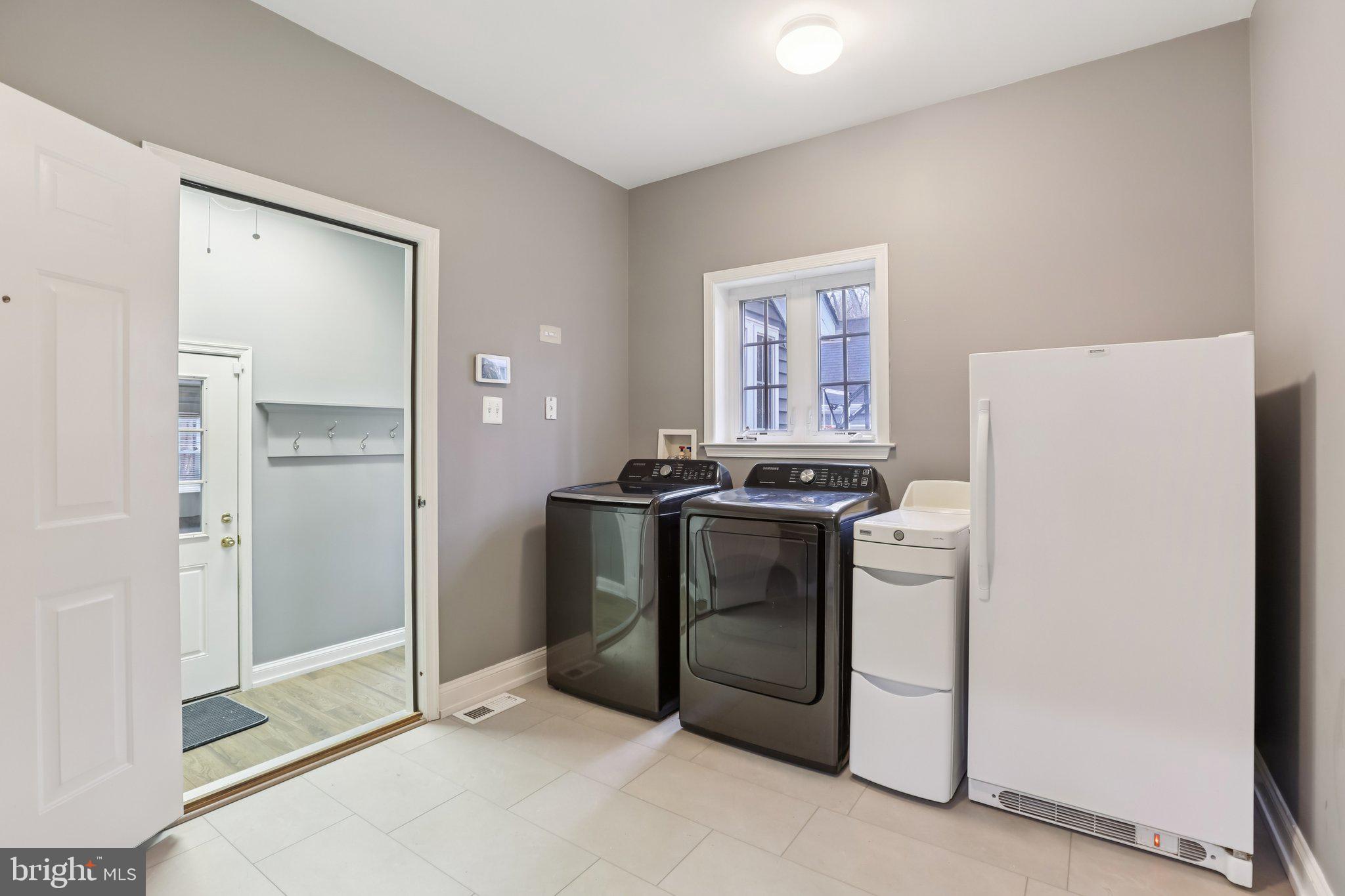 CLARKSBURG OUTSIDE - Residential