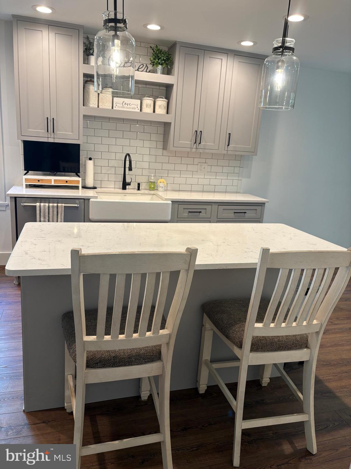 OLD SEVERNA PARK - Residential
