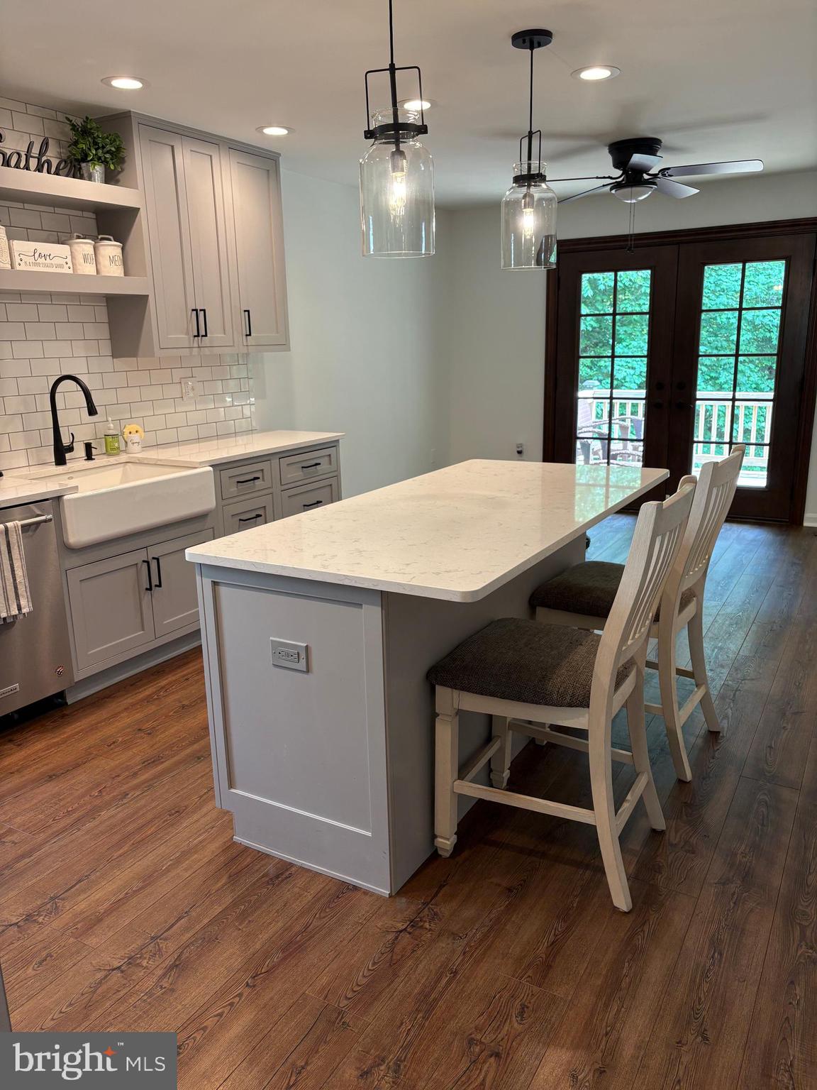 OLD SEVERNA PARK - Residential