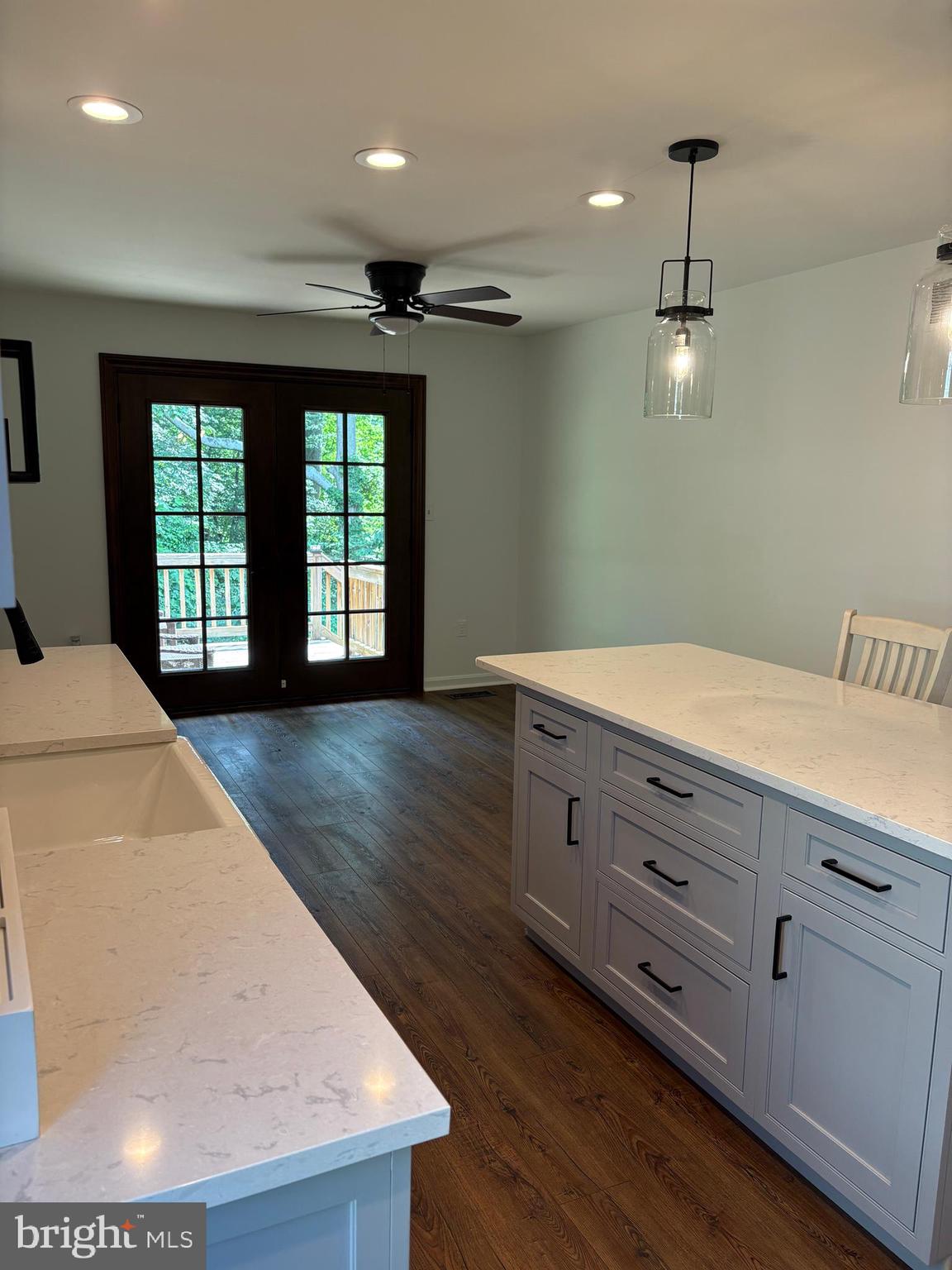 OLD SEVERNA PARK - Residential