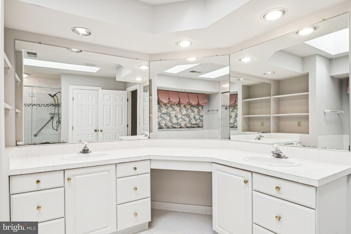 FORESTGATE - Residential