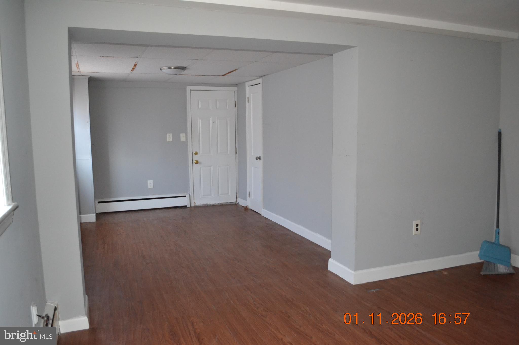 CATONSVILLE MANOR - Residential