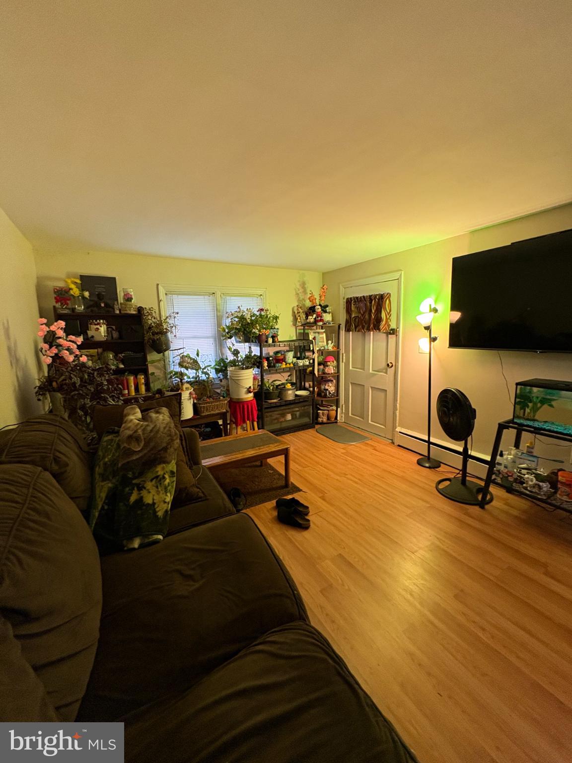 CATONSVILLE MANOR - Residential