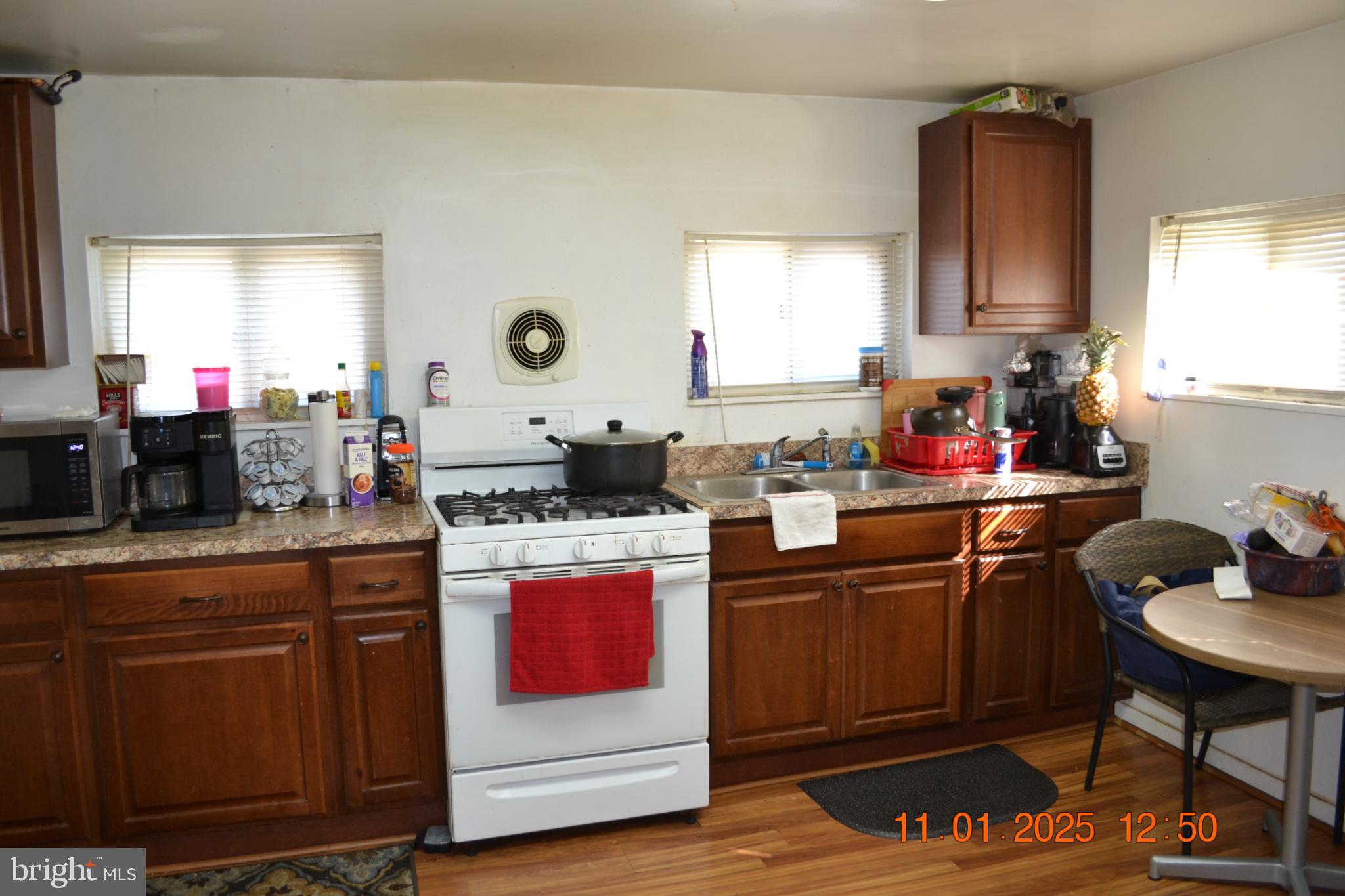 CATONSVILLE MANOR - Residential