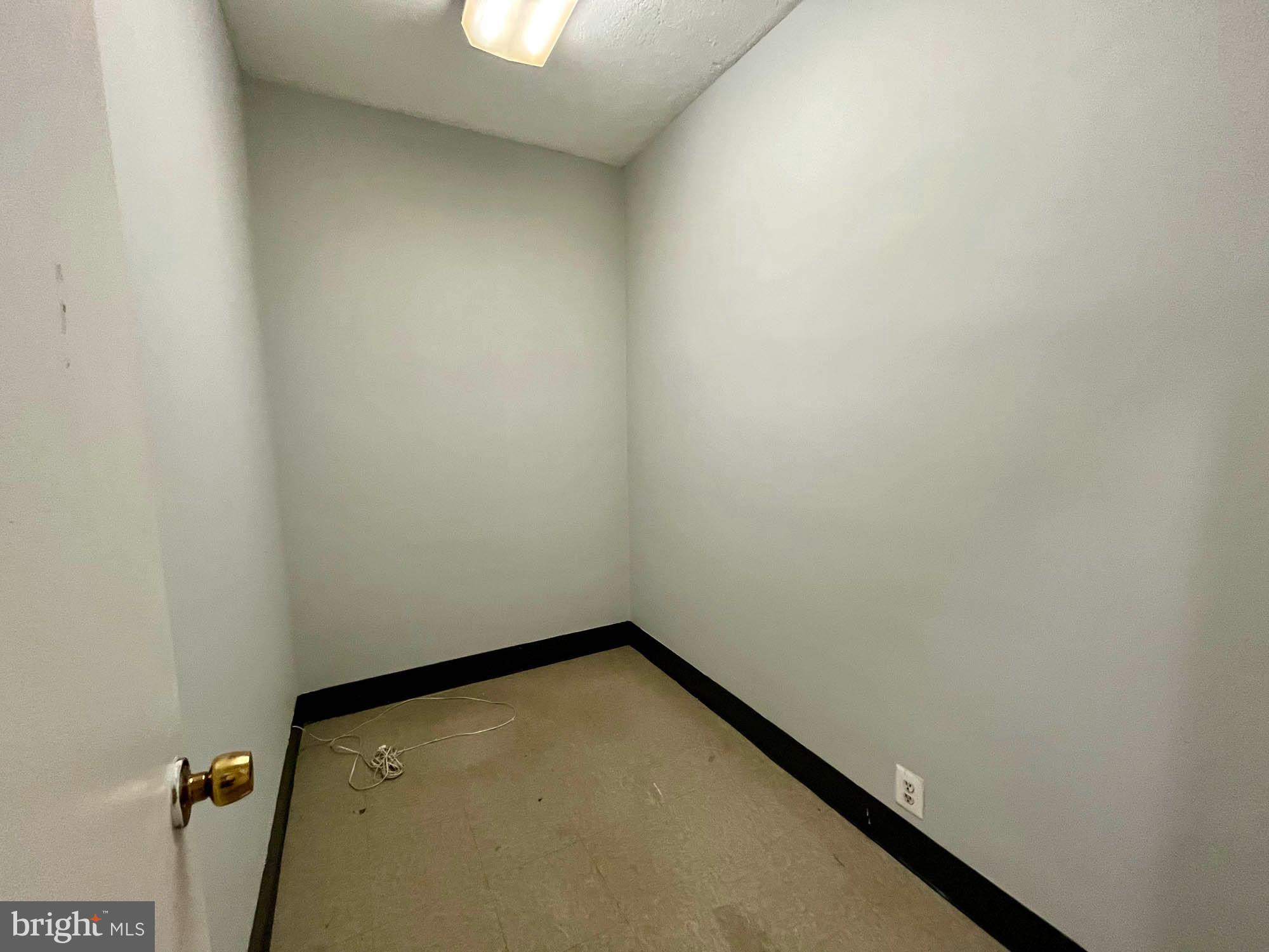 OAKENSHAWE - Residential