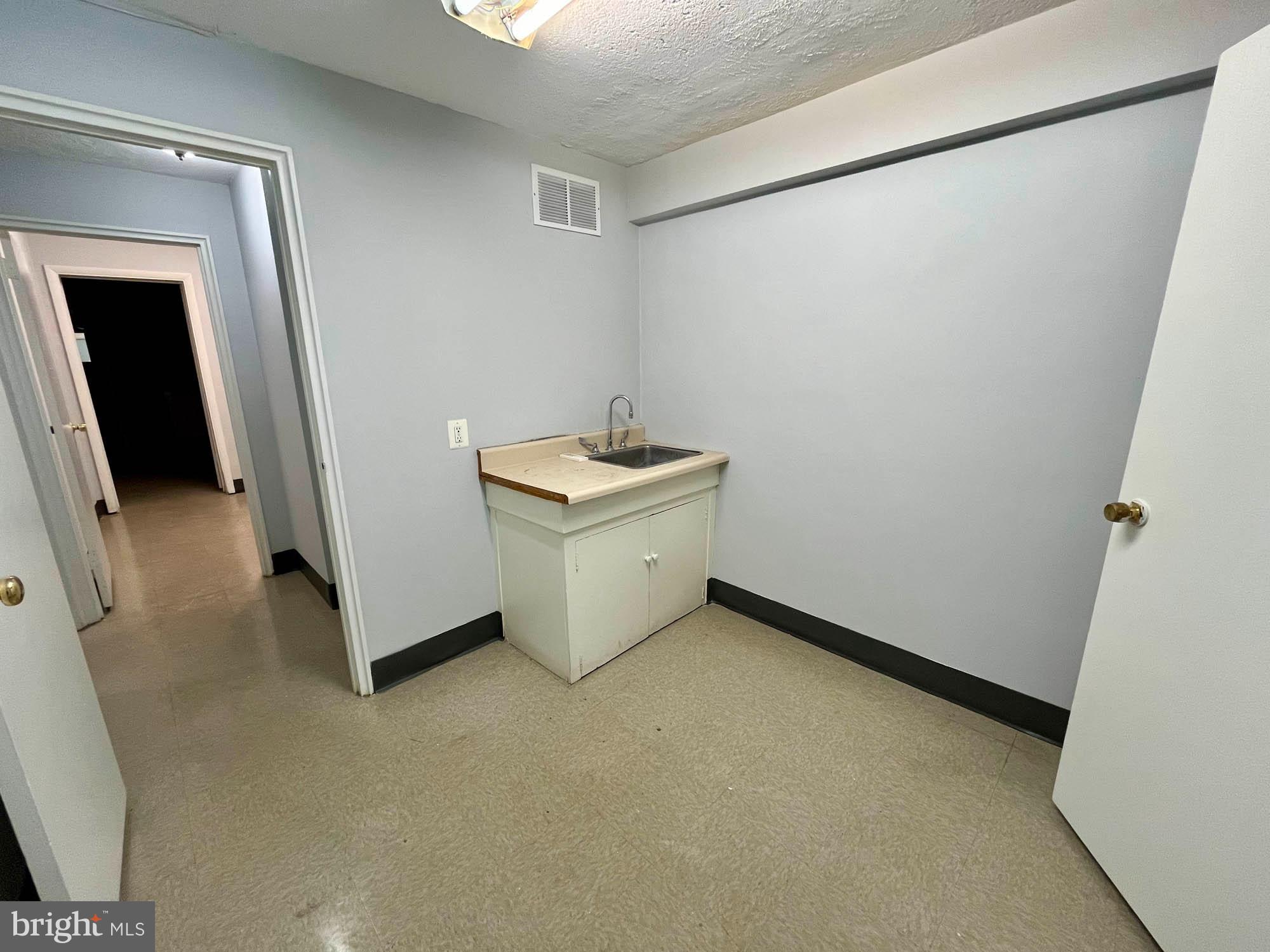 OAKENSHAWE - Residential