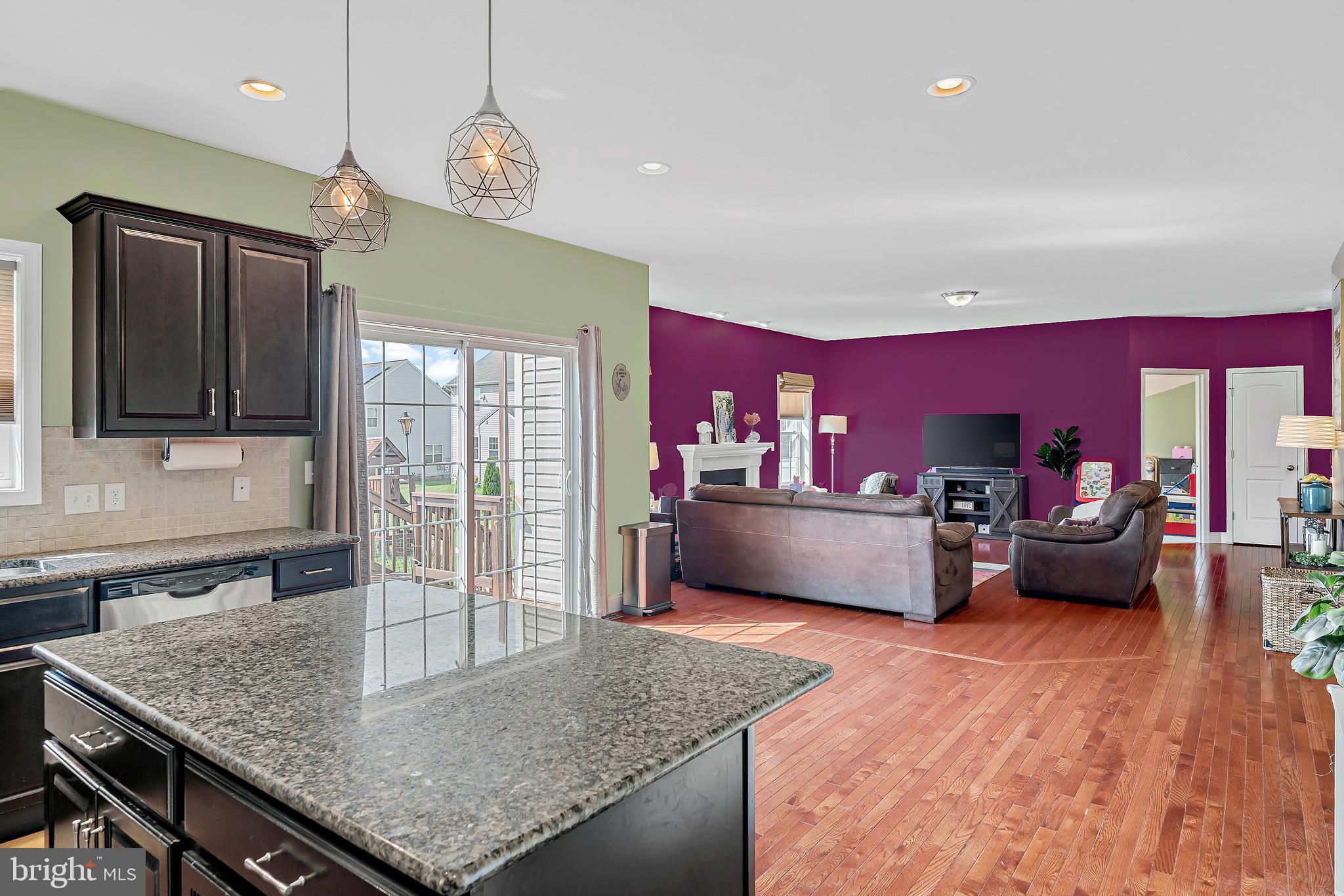 WALNUT POINT - Residential