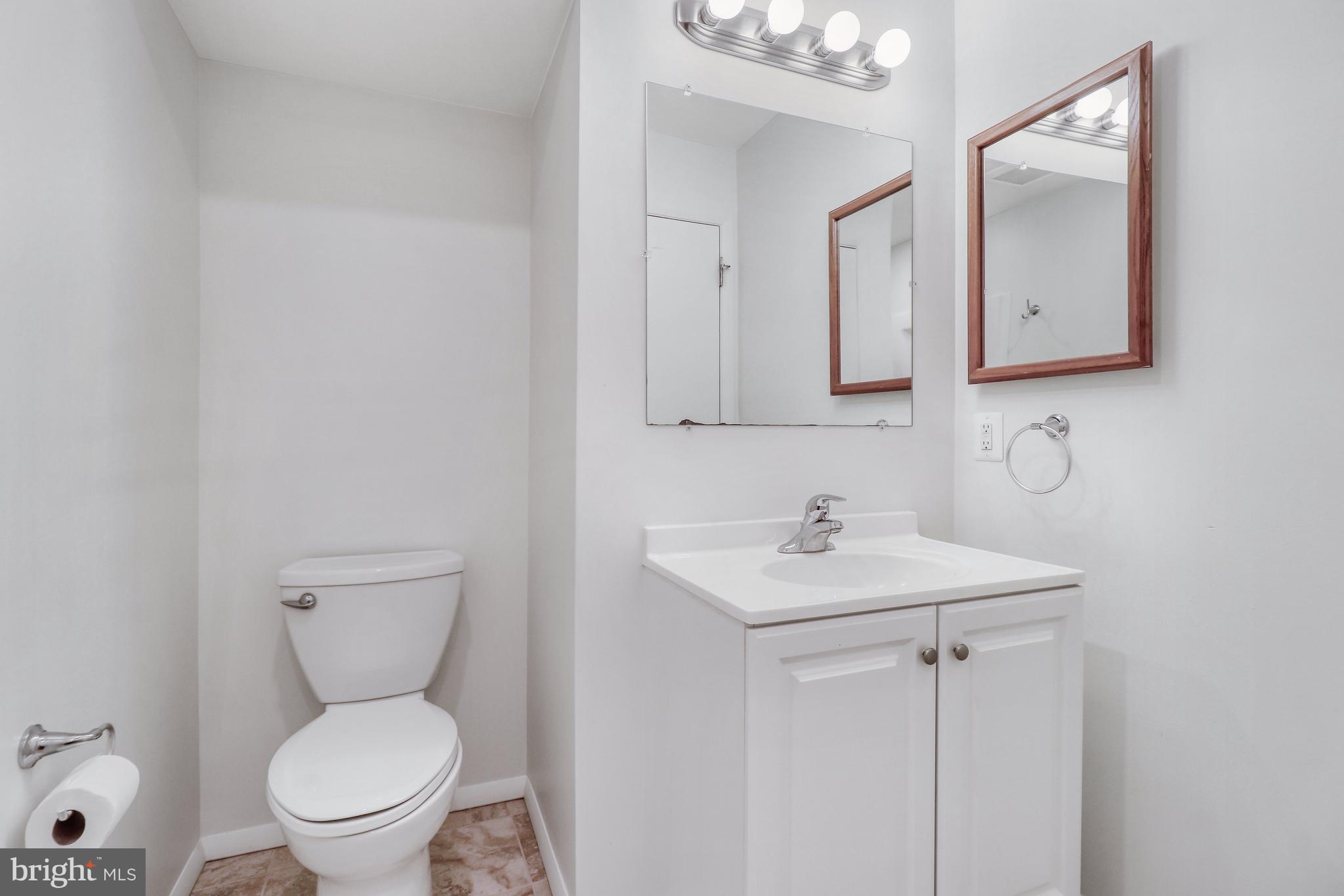 SAWYERS CLUSTER - Residential Lease