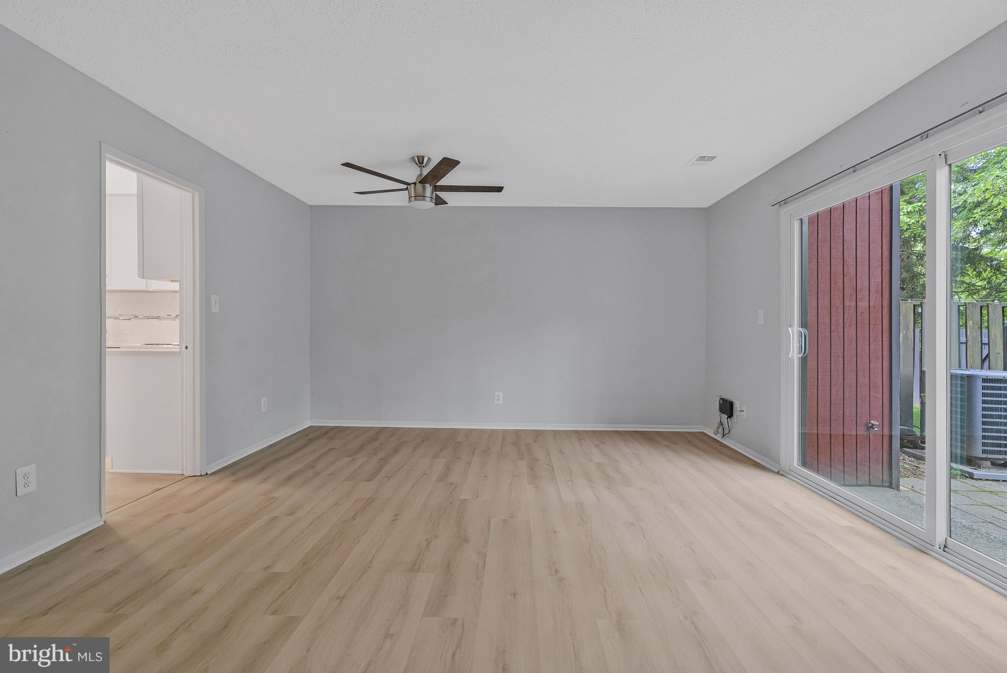 SAWYERS CLUSTER - Residential Lease