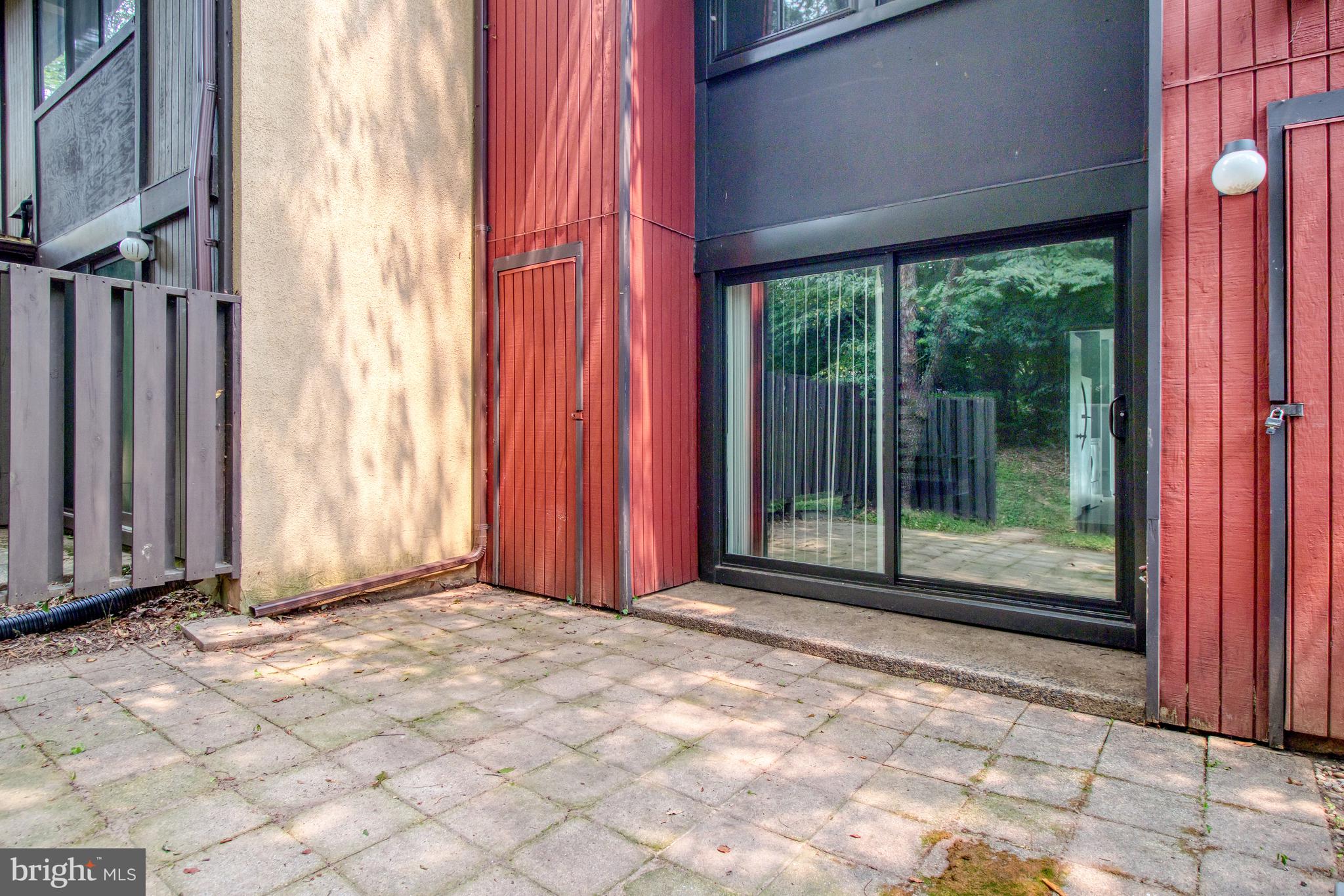 SAWYERS CLUSTER - Residential Lease