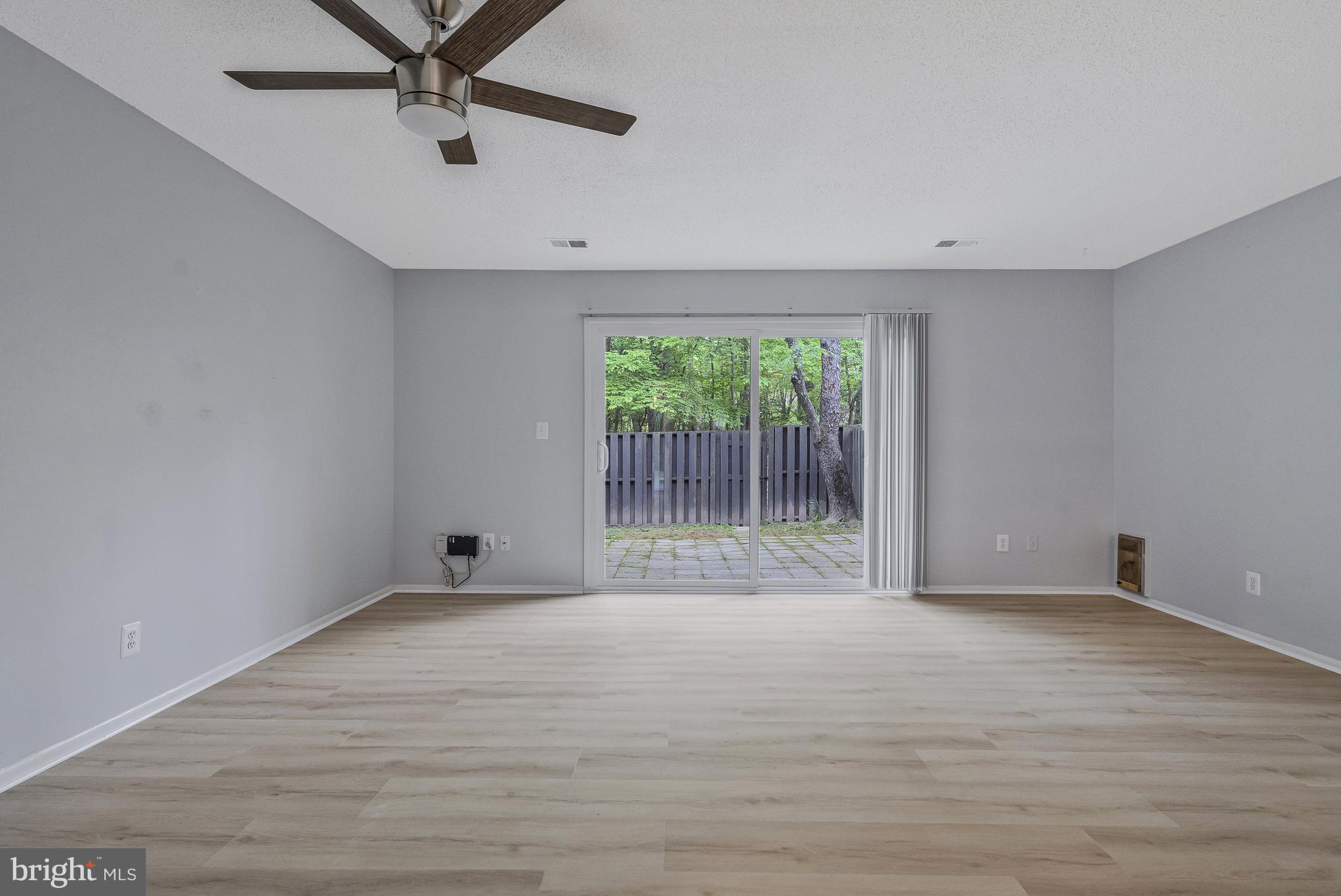 SAWYERS CLUSTER - Residential Lease