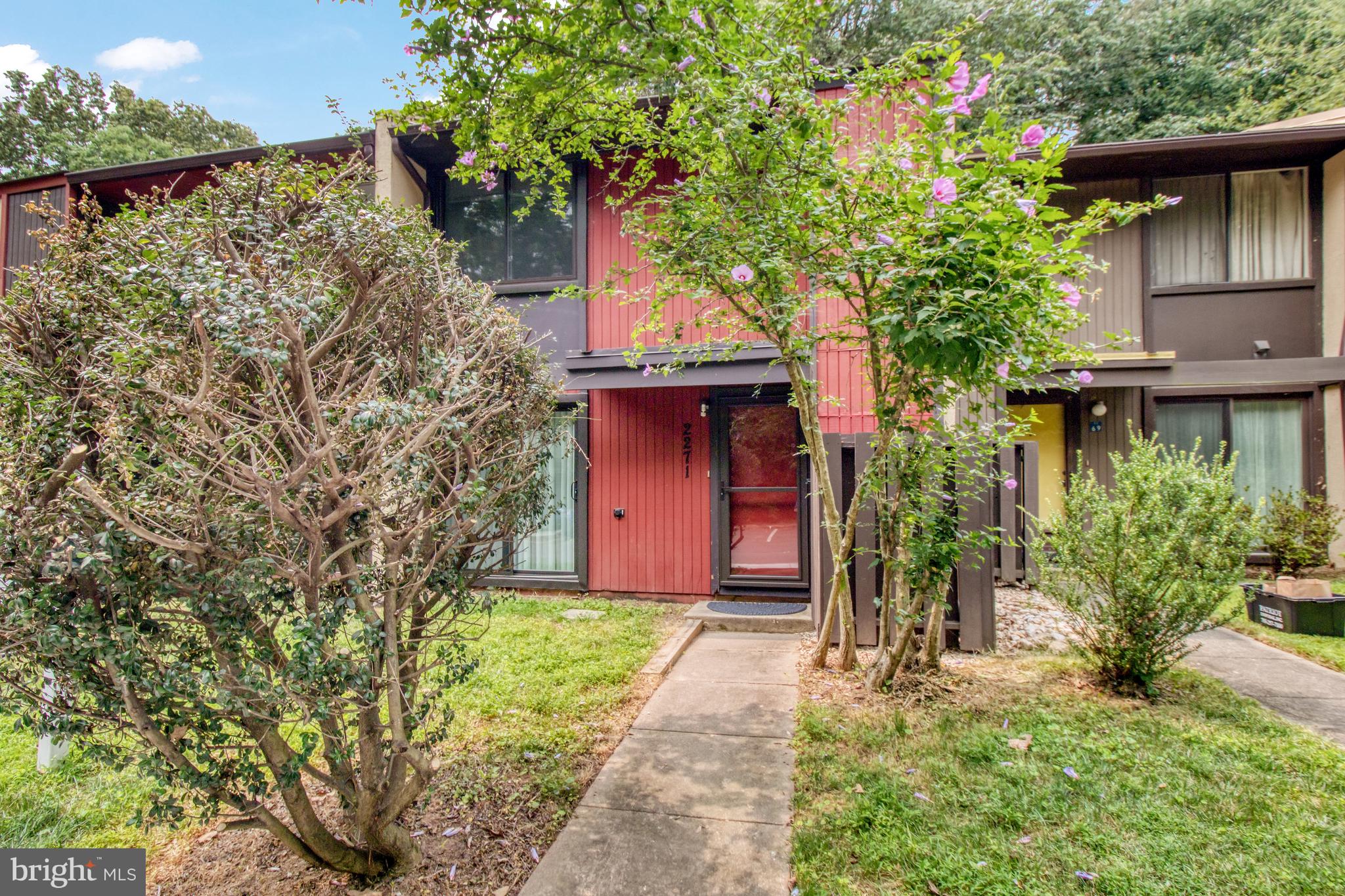 SAWYERS CLUSTER - Residential Lease