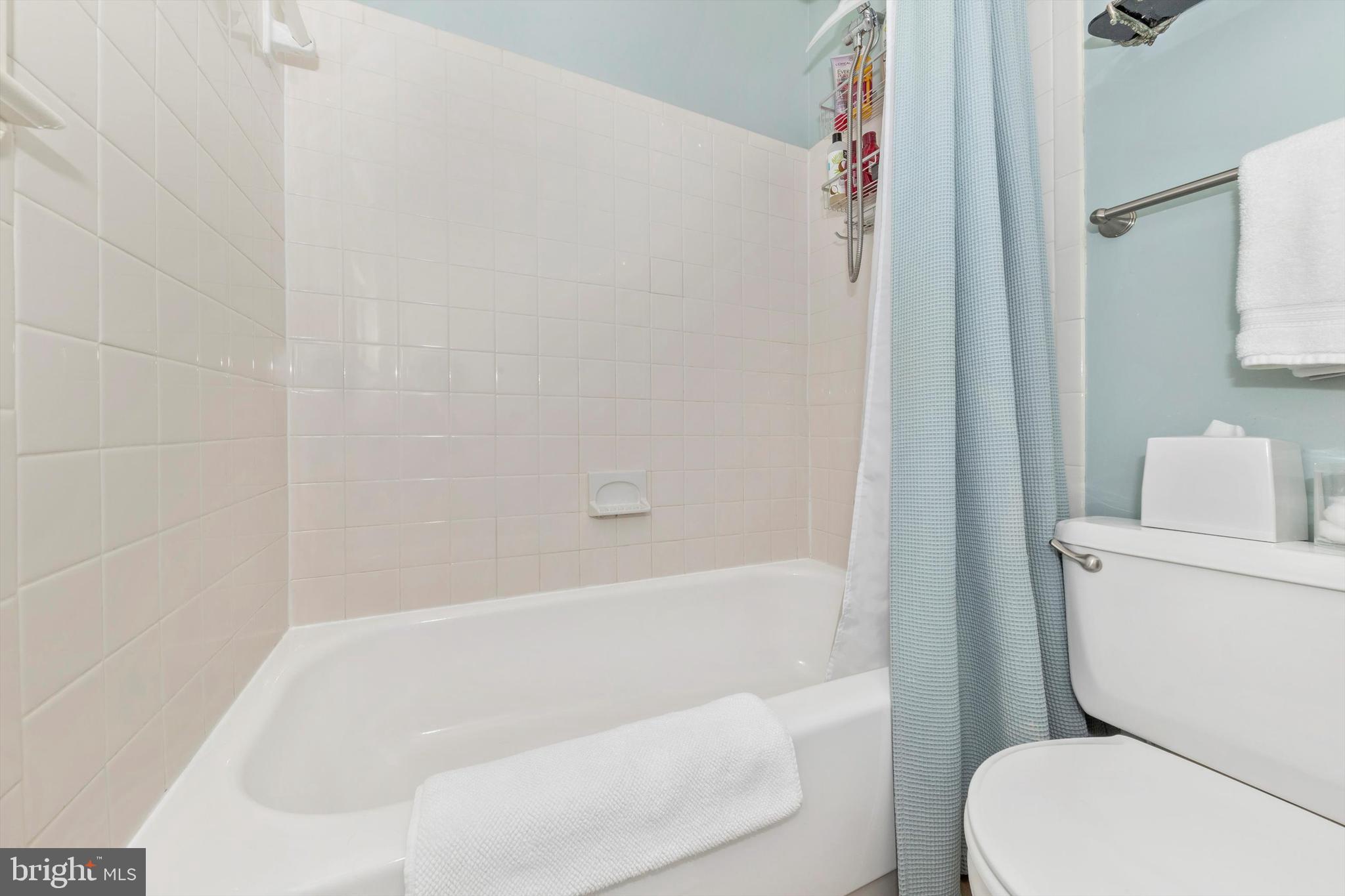 WATERS LANDING - Residential