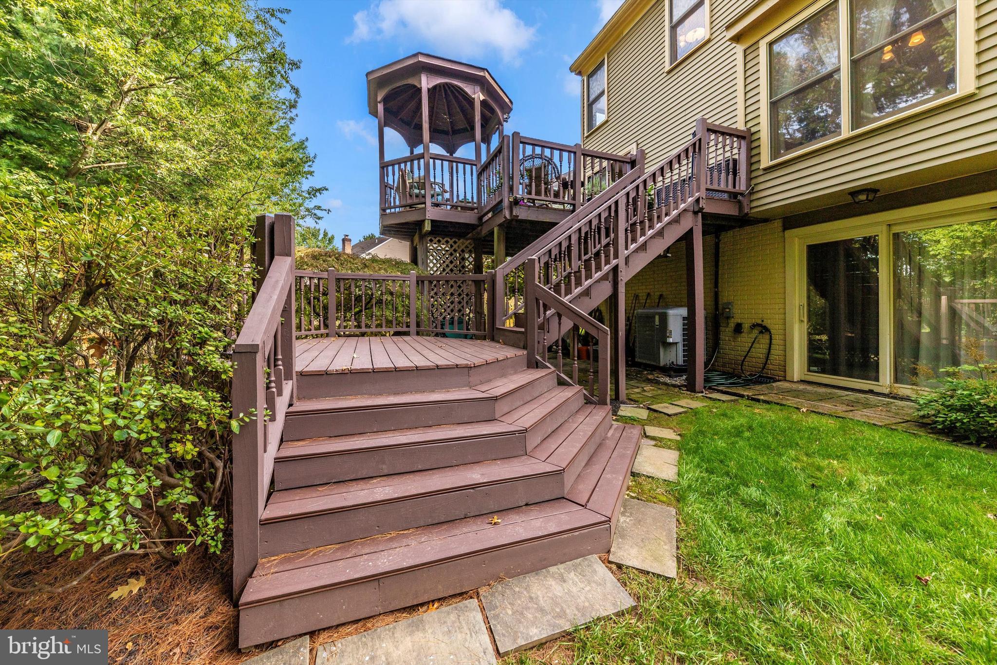 WATERS LANDING - Residential