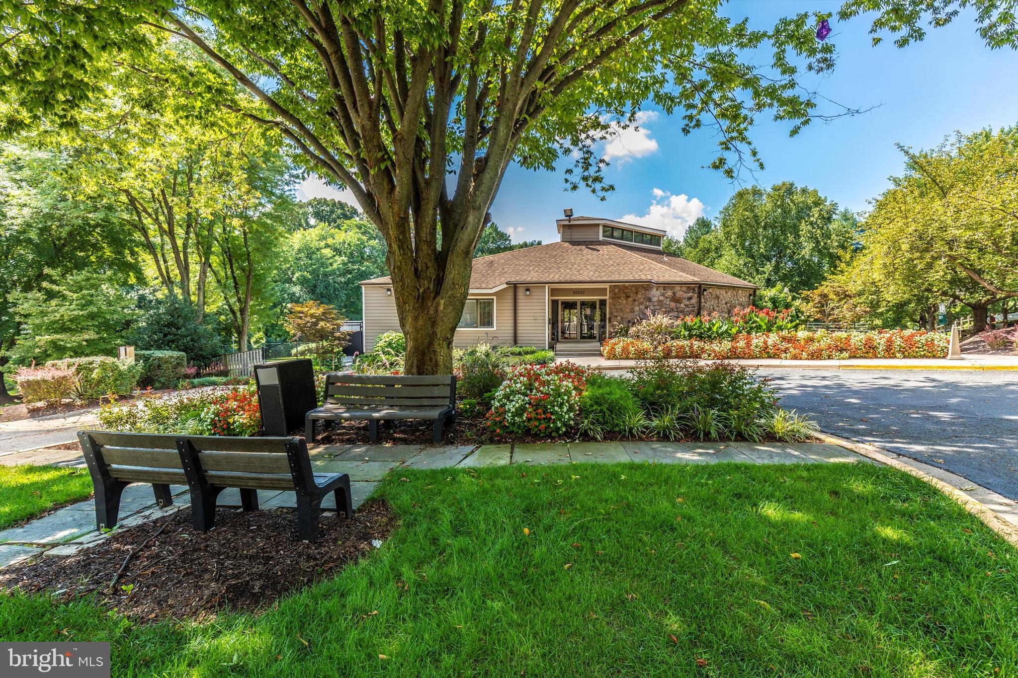 WATERS LANDING - Residential