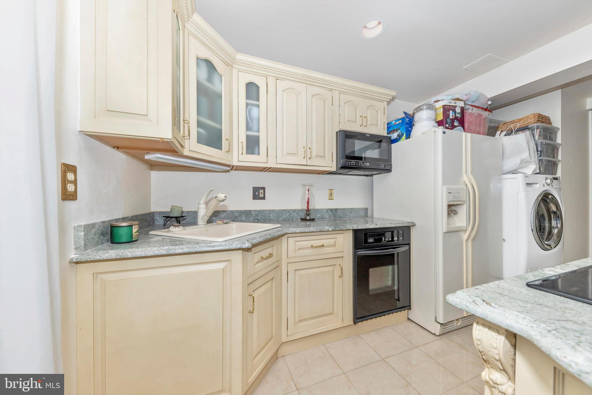 WATERS LANDING - Residential