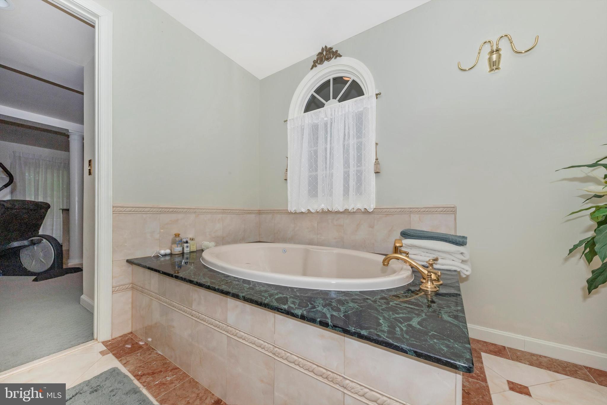 WATERS LANDING - Residential