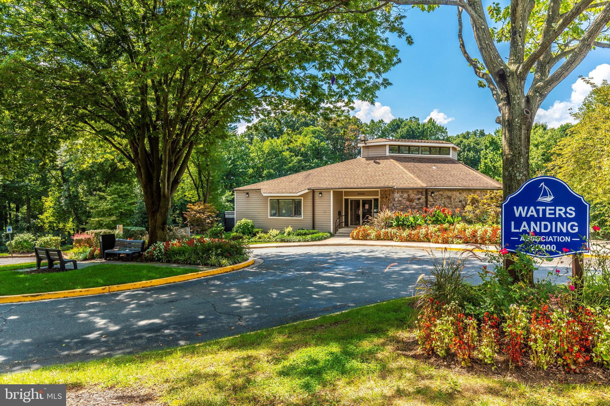 WATERS LANDING - Residential