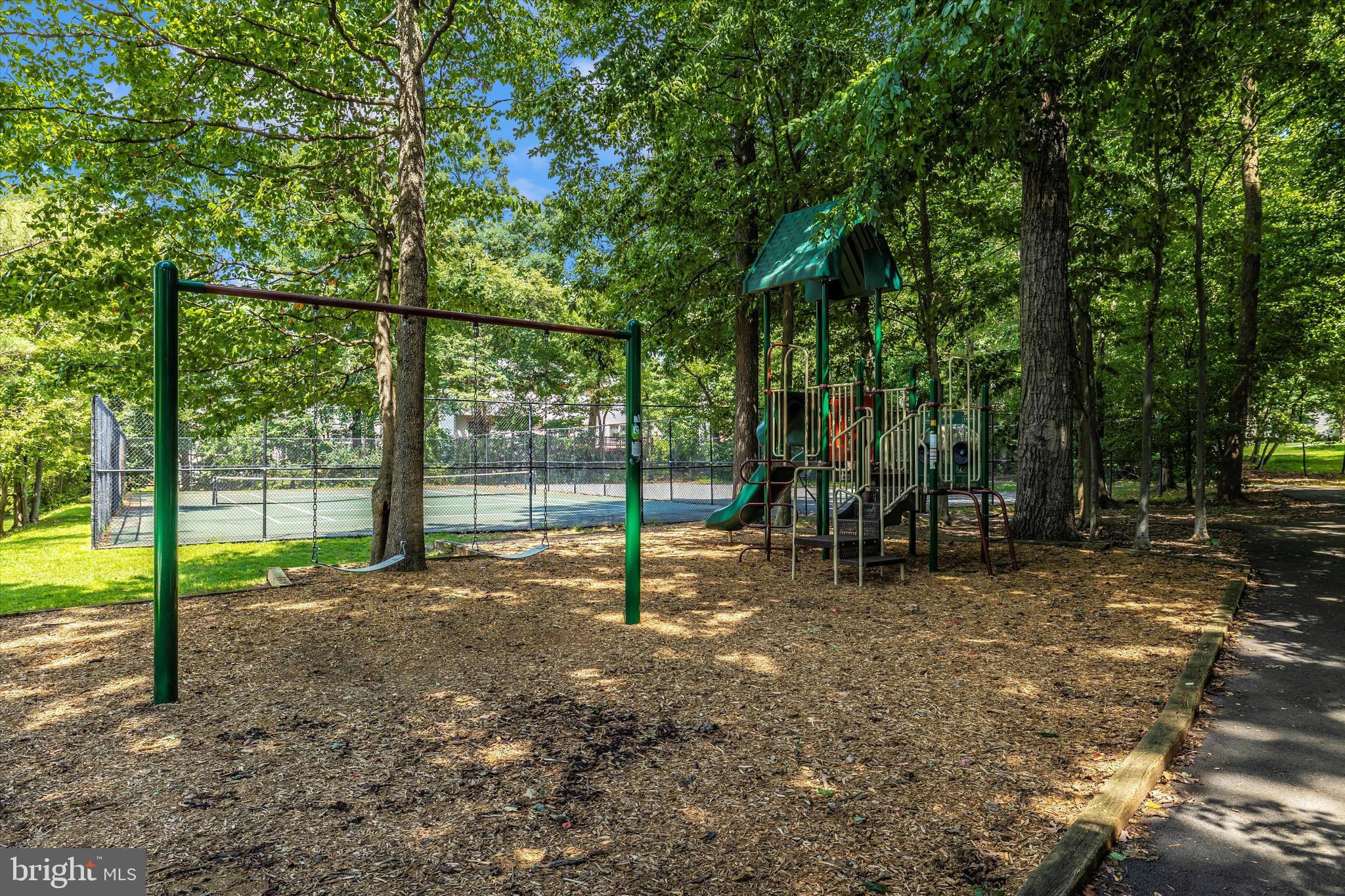 WATERS LANDING - Residential