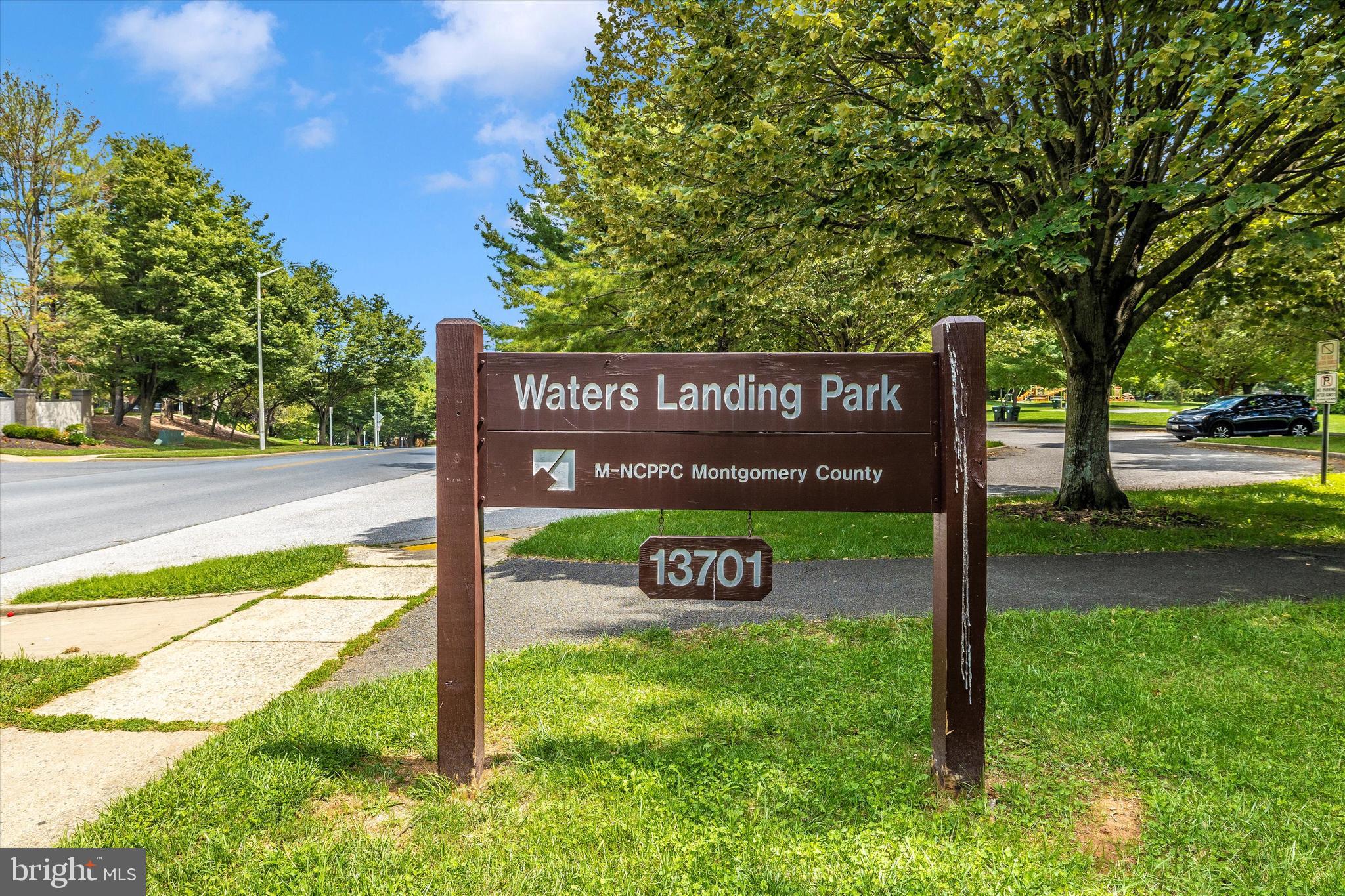 WATERS LANDING - Residential