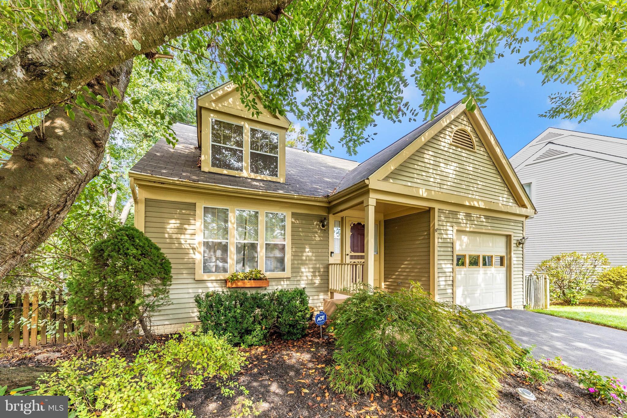 WATERS LANDING - Residential