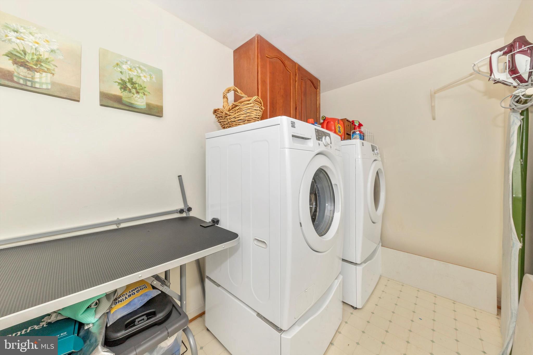 WATERS LANDING - Residential