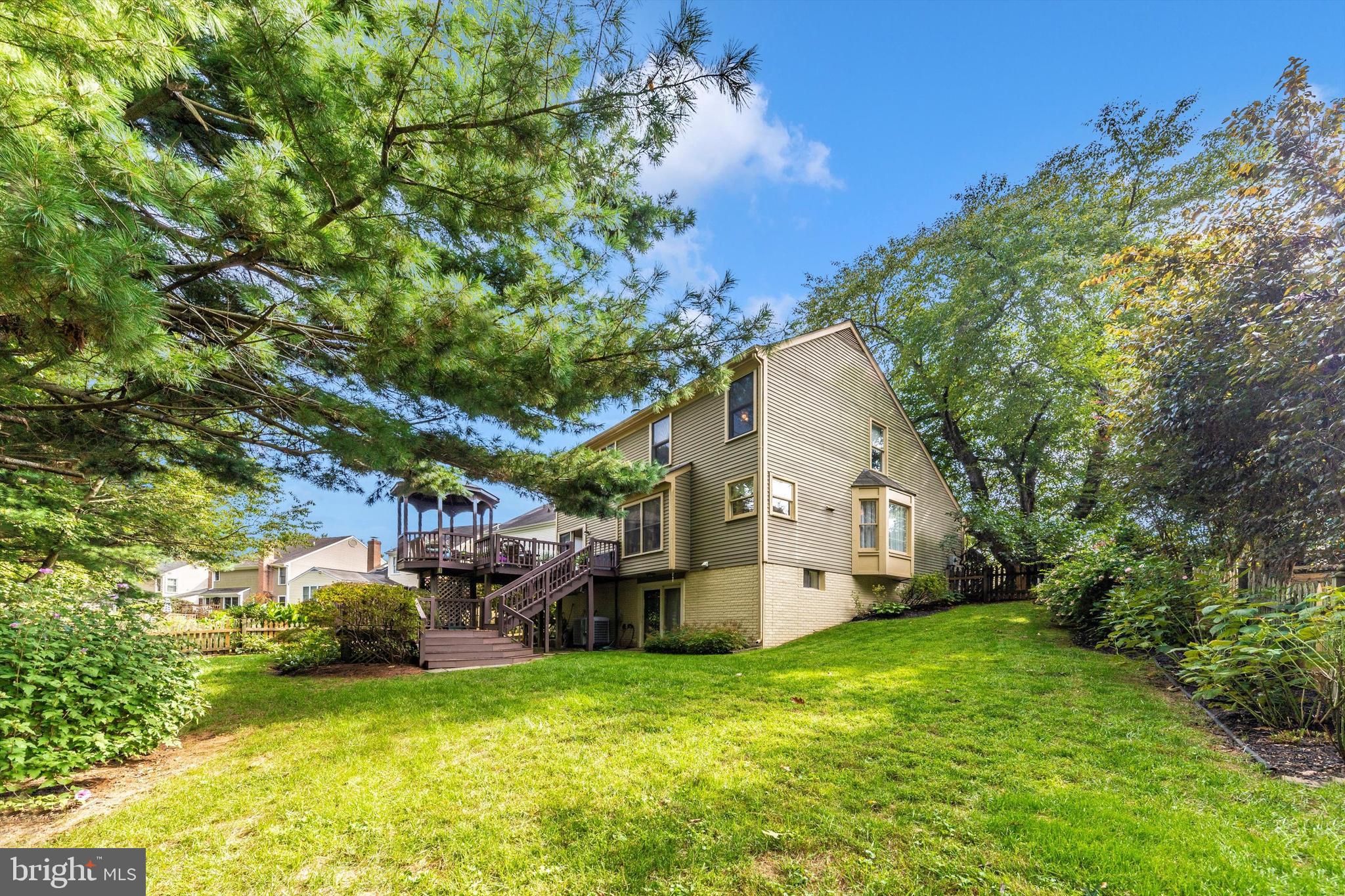 WATERS LANDING - Residential