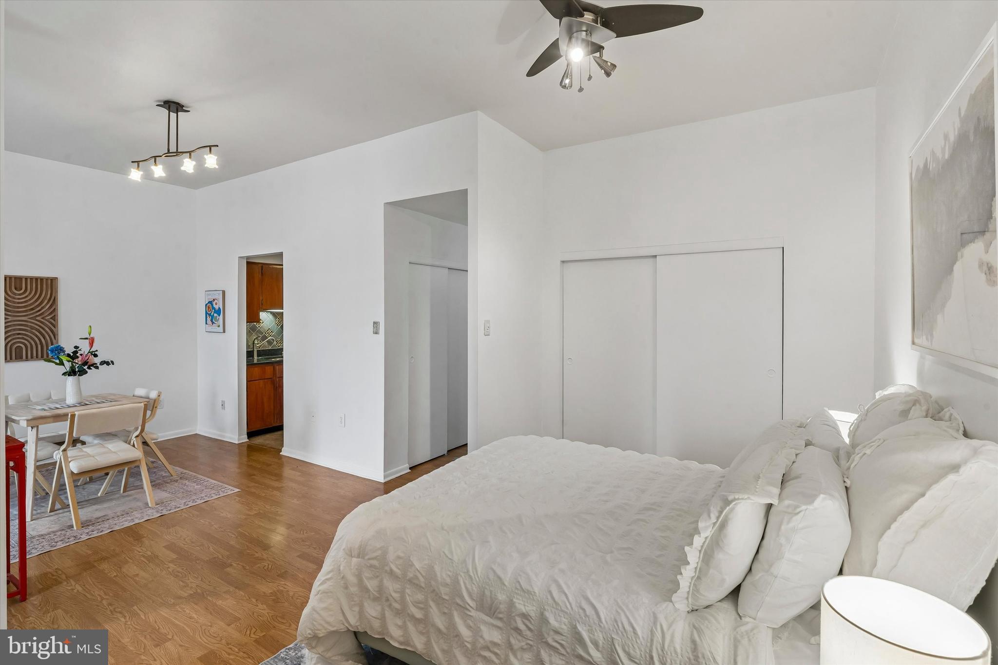 ART MUSEUM AREA - Residential