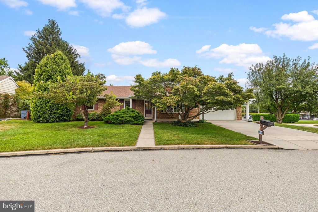 Photo of 1010 Marietta Avenue, HANOVER, PA 17331 (MLS # PAYK2087758)