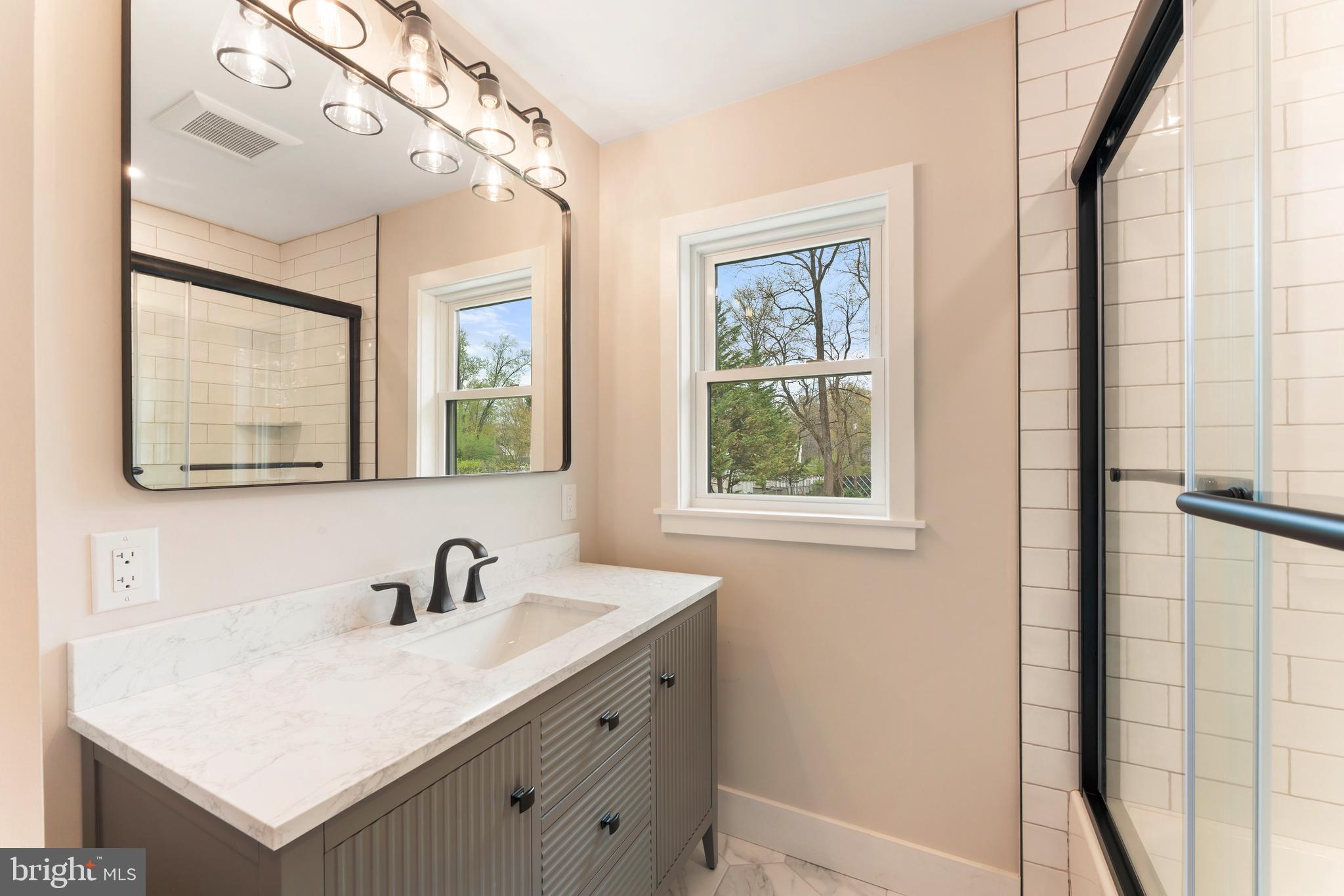 LANGHORNE CREST - Residential