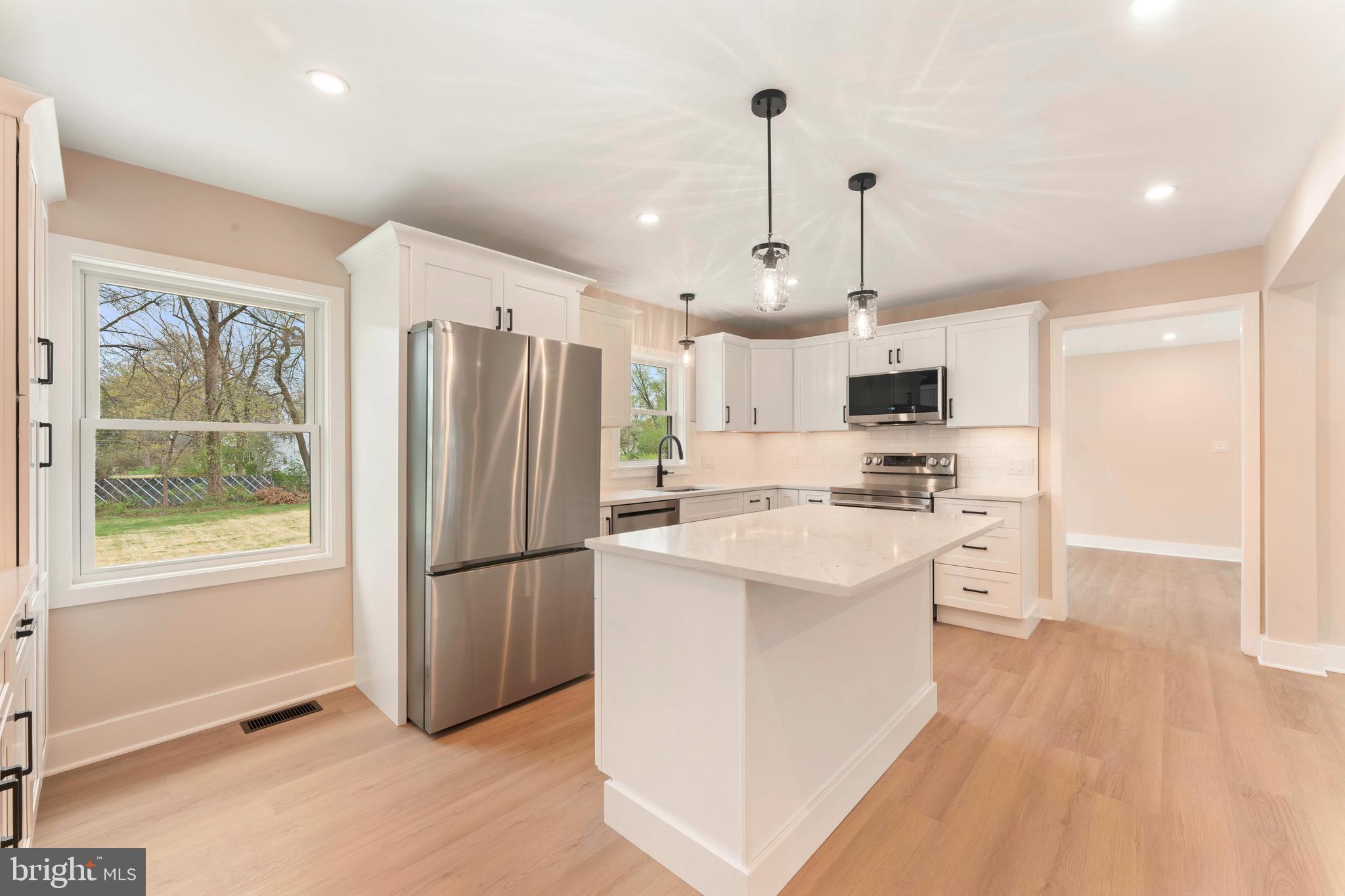 LANGHORNE CREST - Residential