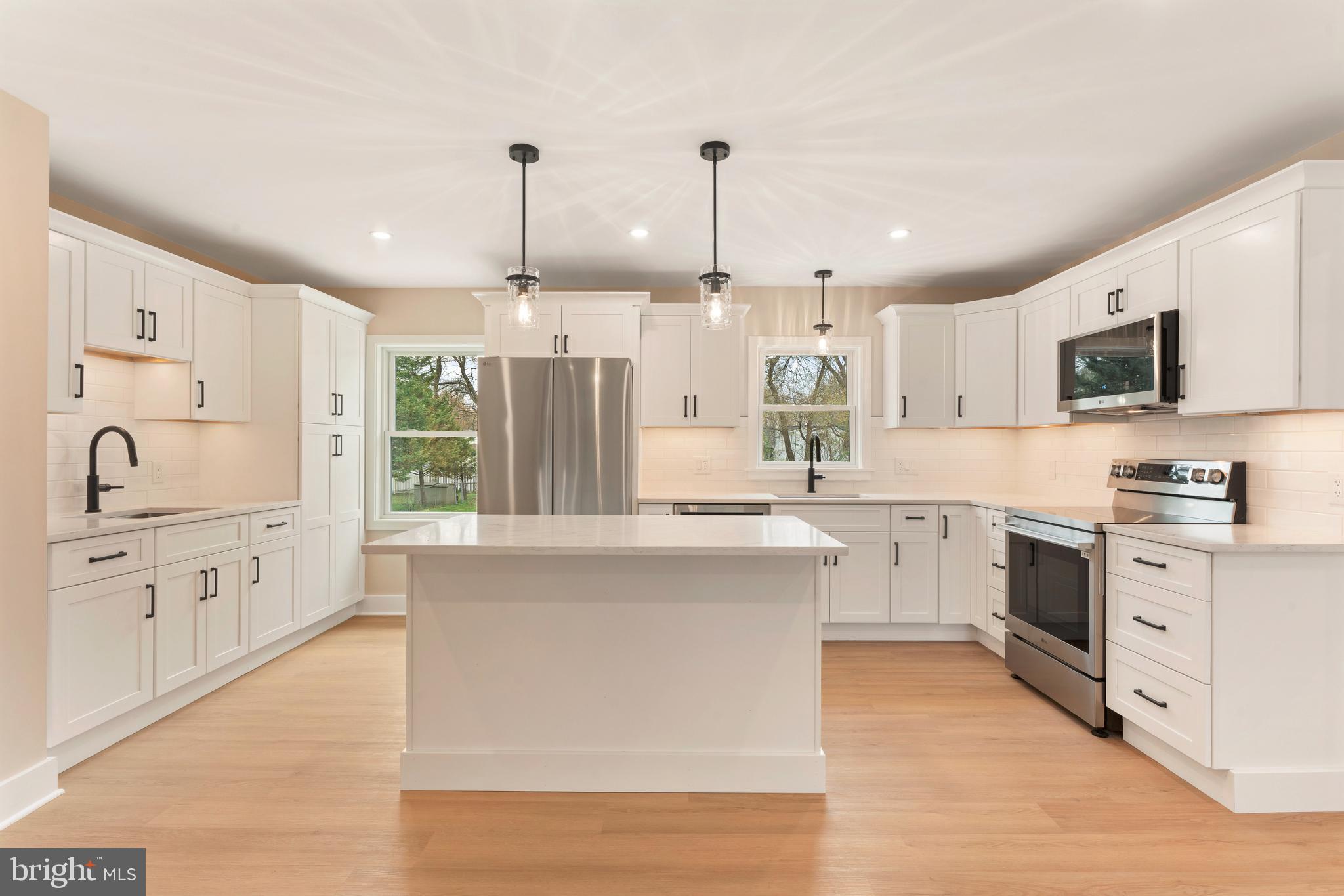 LANGHORNE CREST - Residential