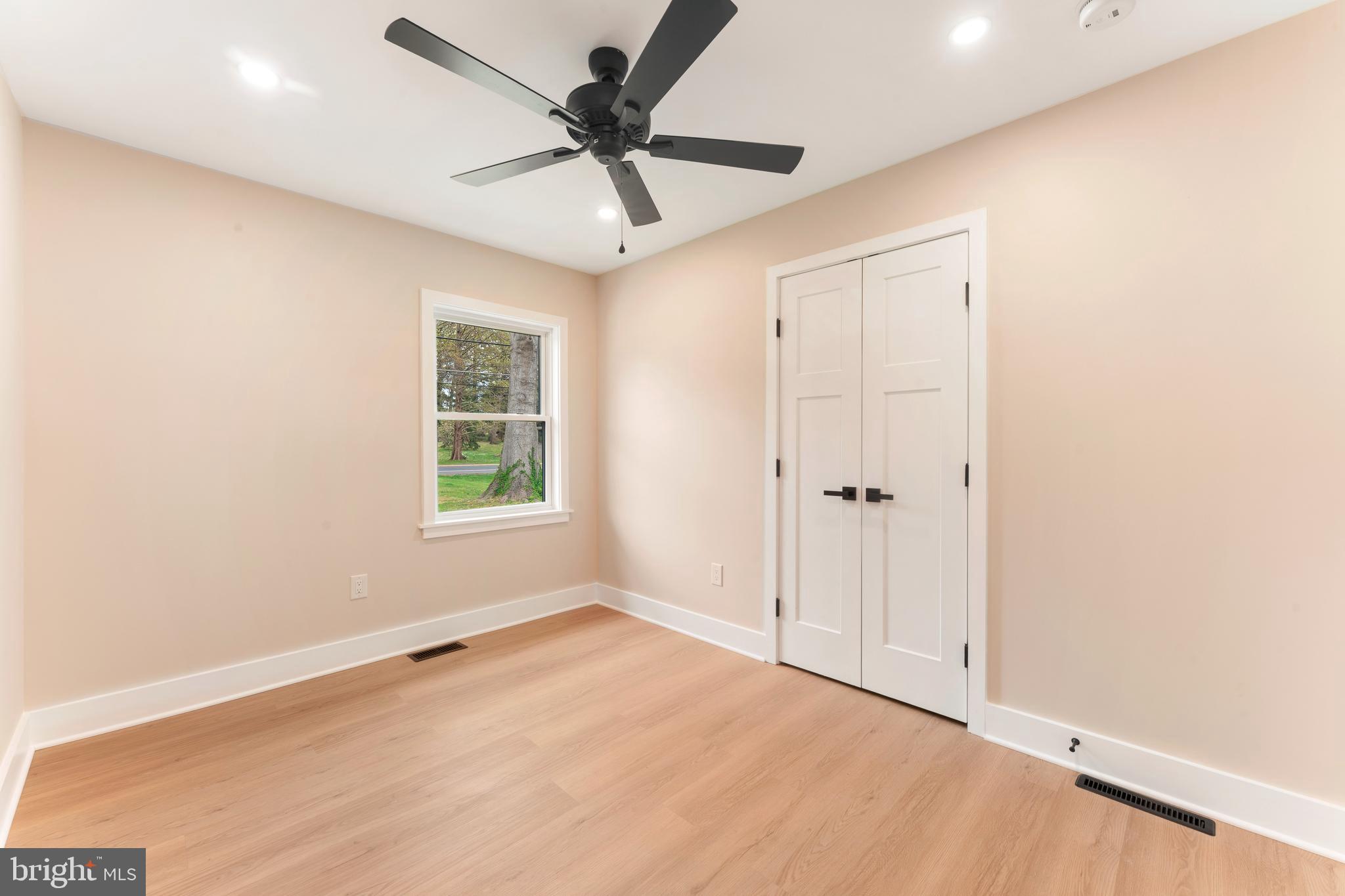 LANGHORNE CREST - Residential