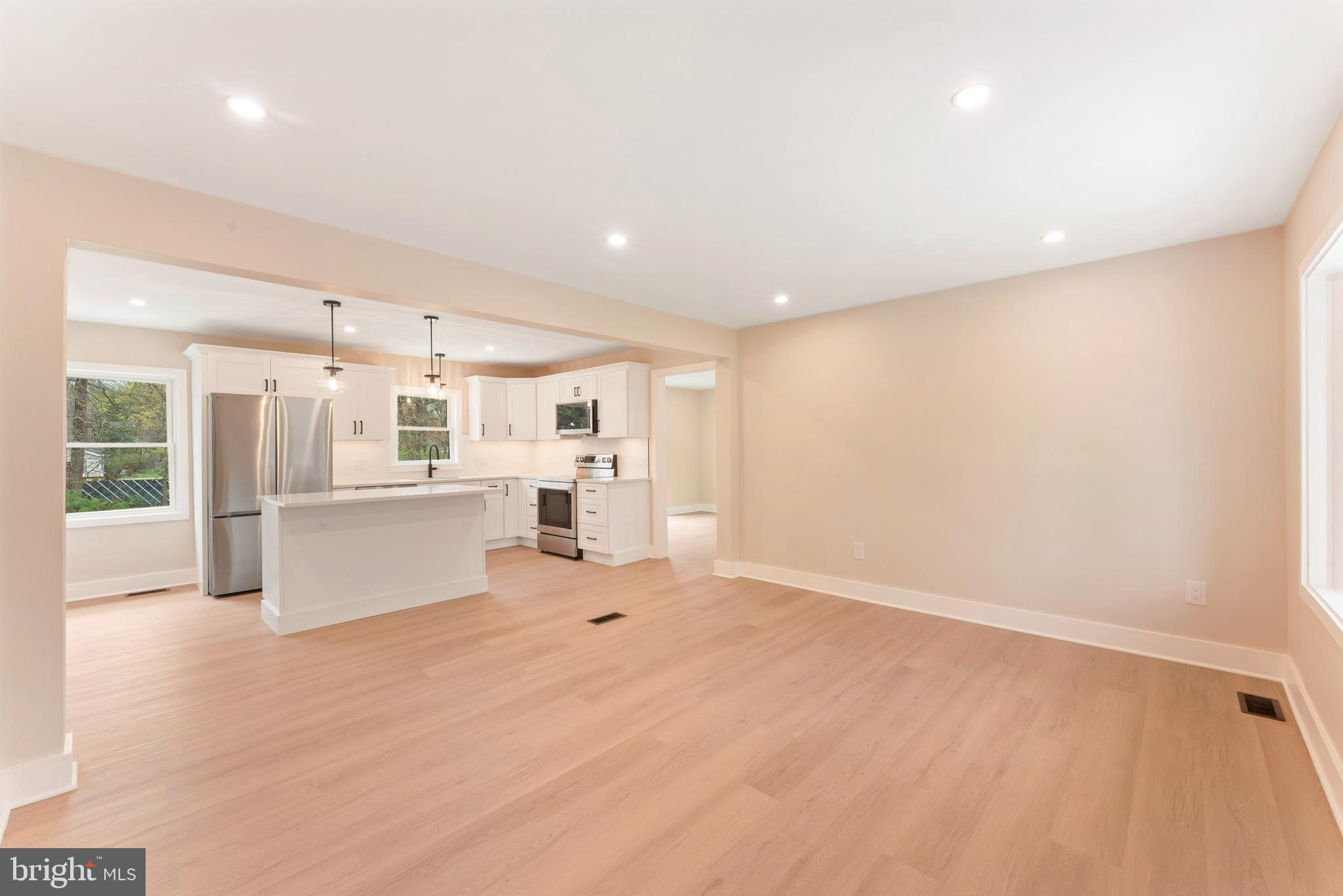 LANGHORNE CREST - Residential