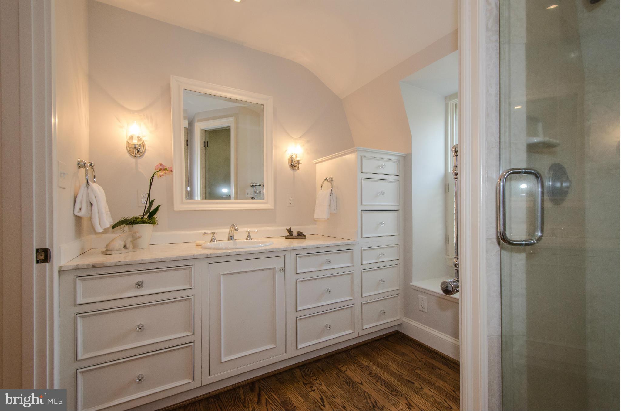 GREENSPRING VALLEY - Residential