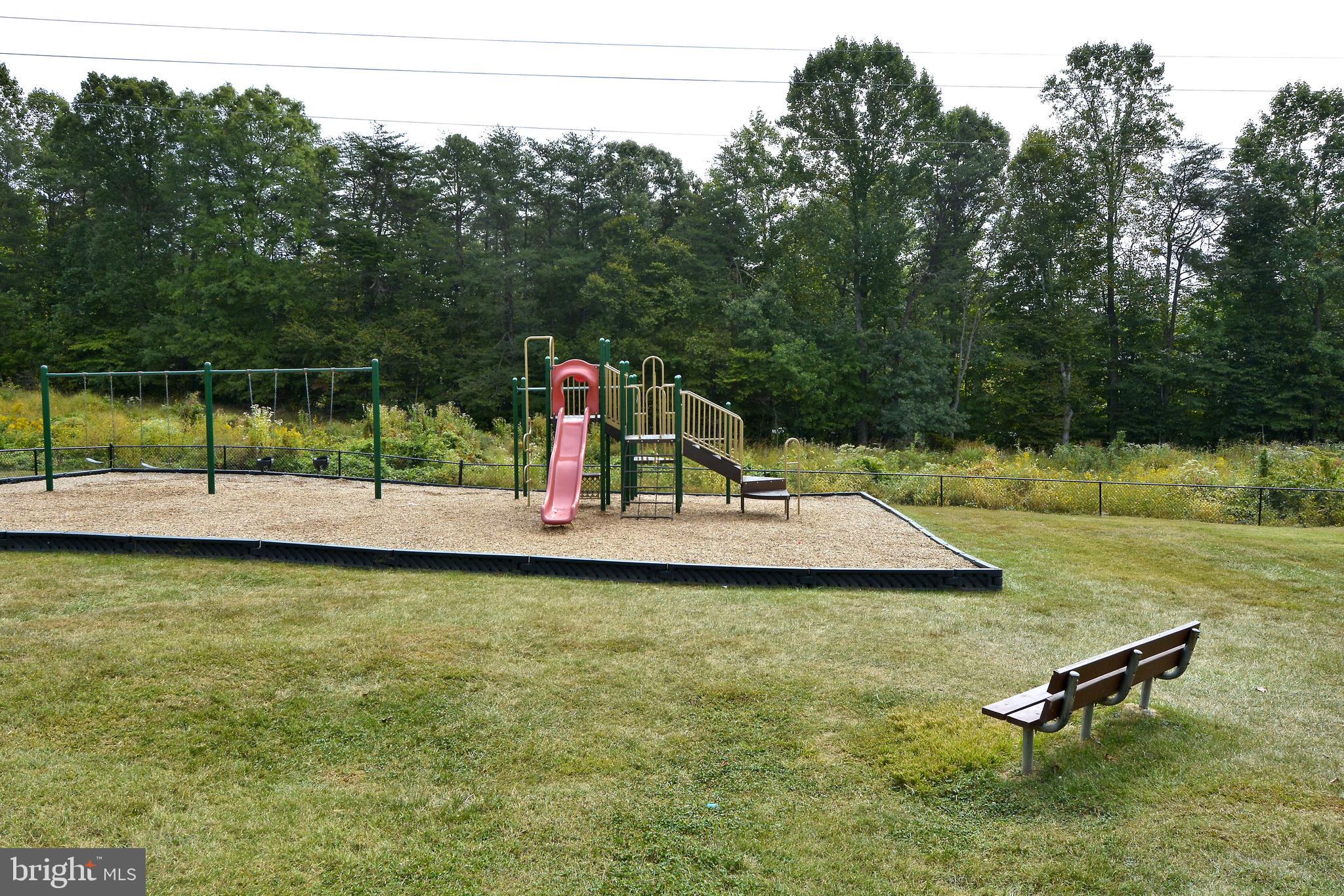 KEENE MILL WOODS - Residential