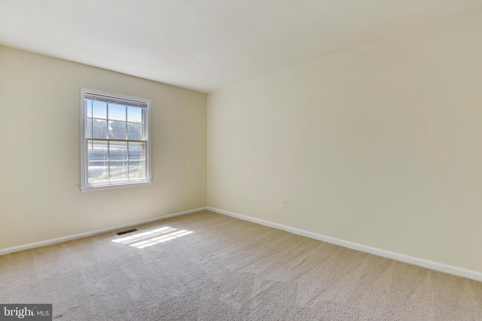 KEENE MILL WOODS - Residential