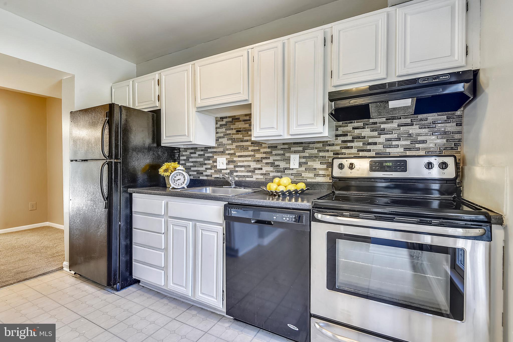 KEENE MILL WOODS - Residential