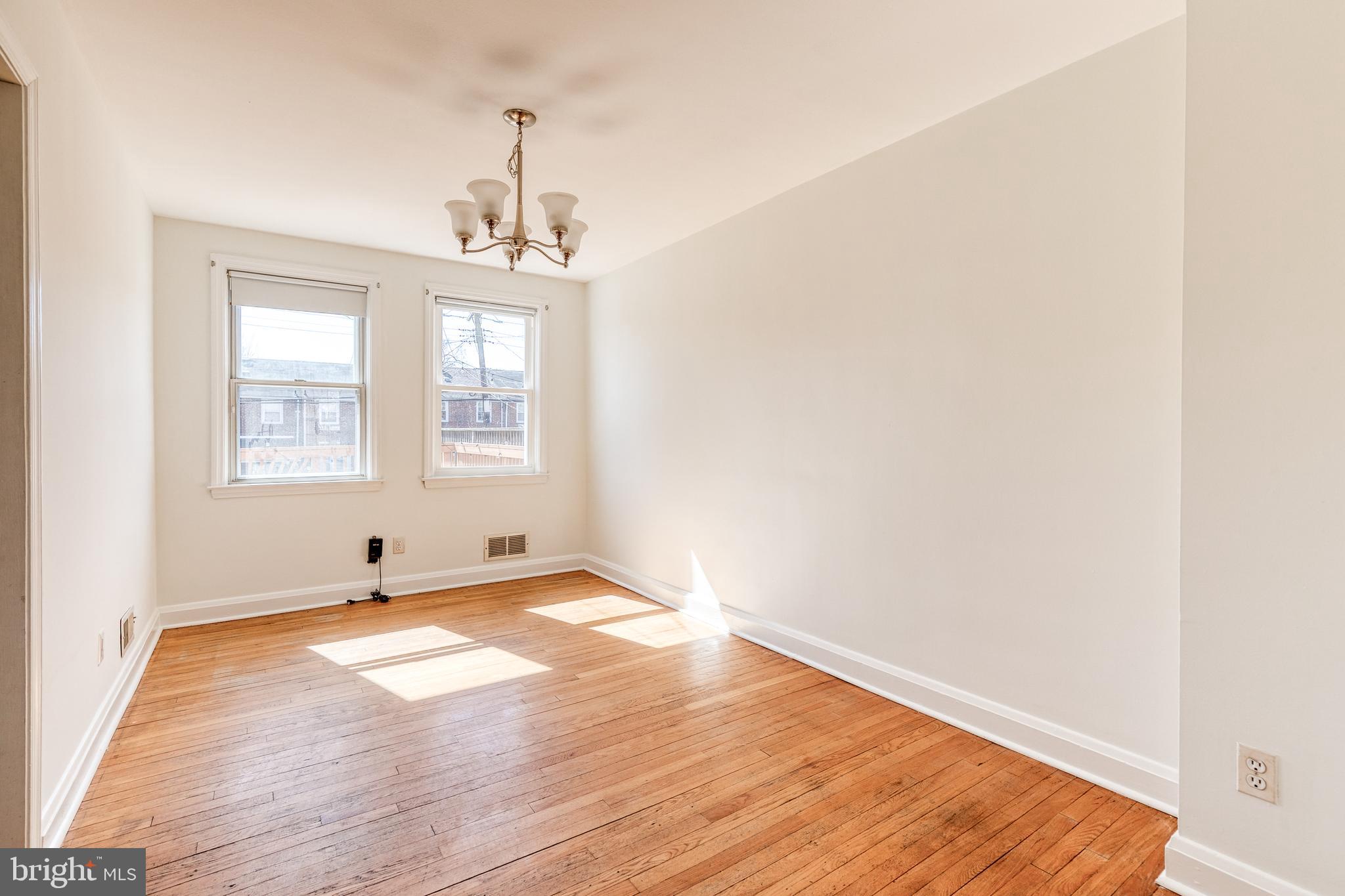 KNETTISHALL - Residential Lease