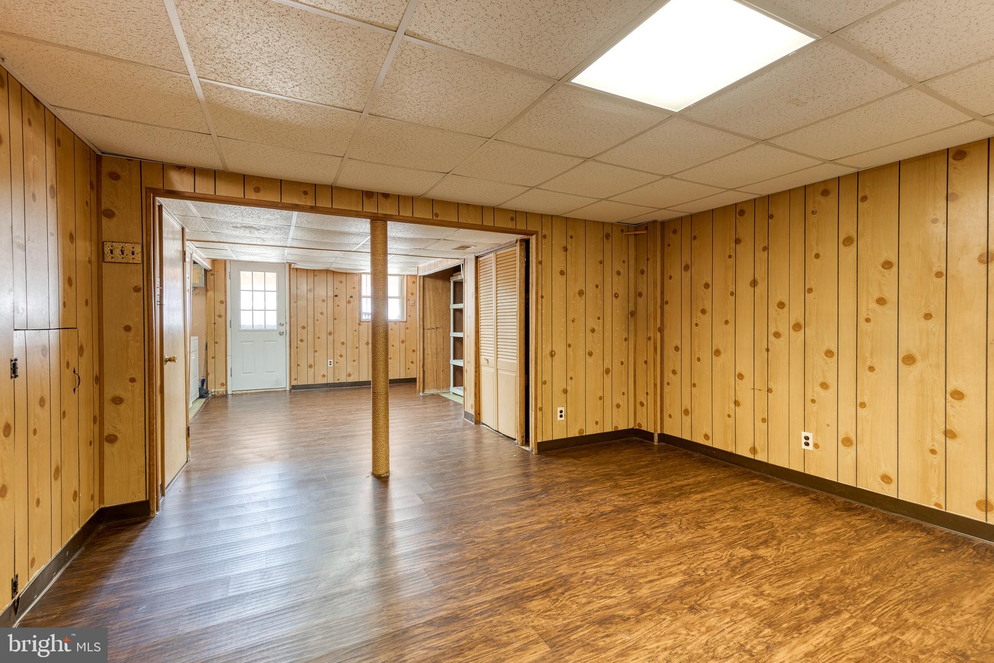 KNETTISHALL - Residential Lease