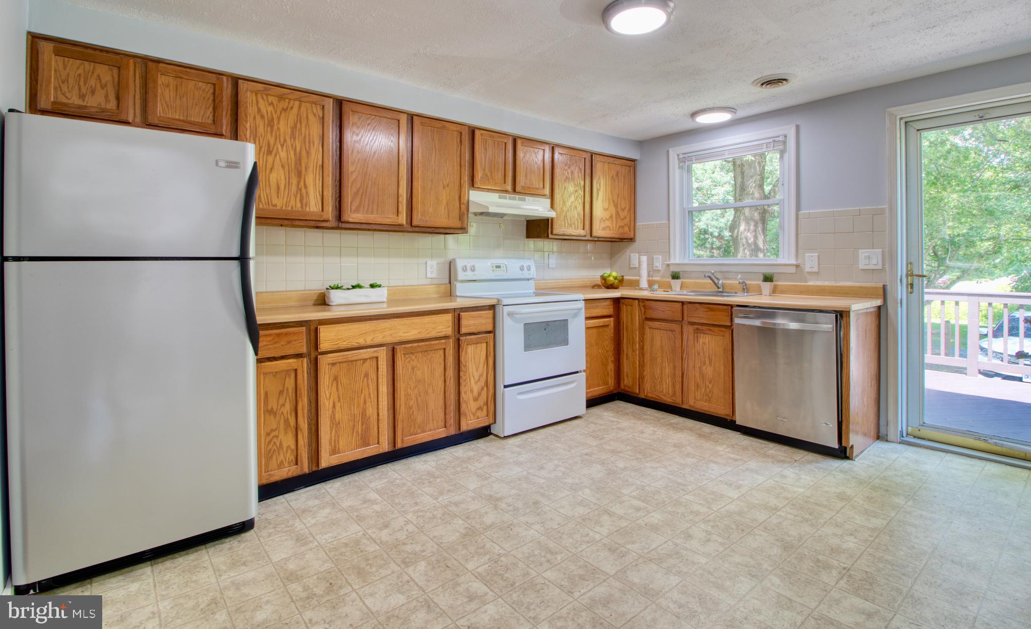 MORRIS ROAD - Residential