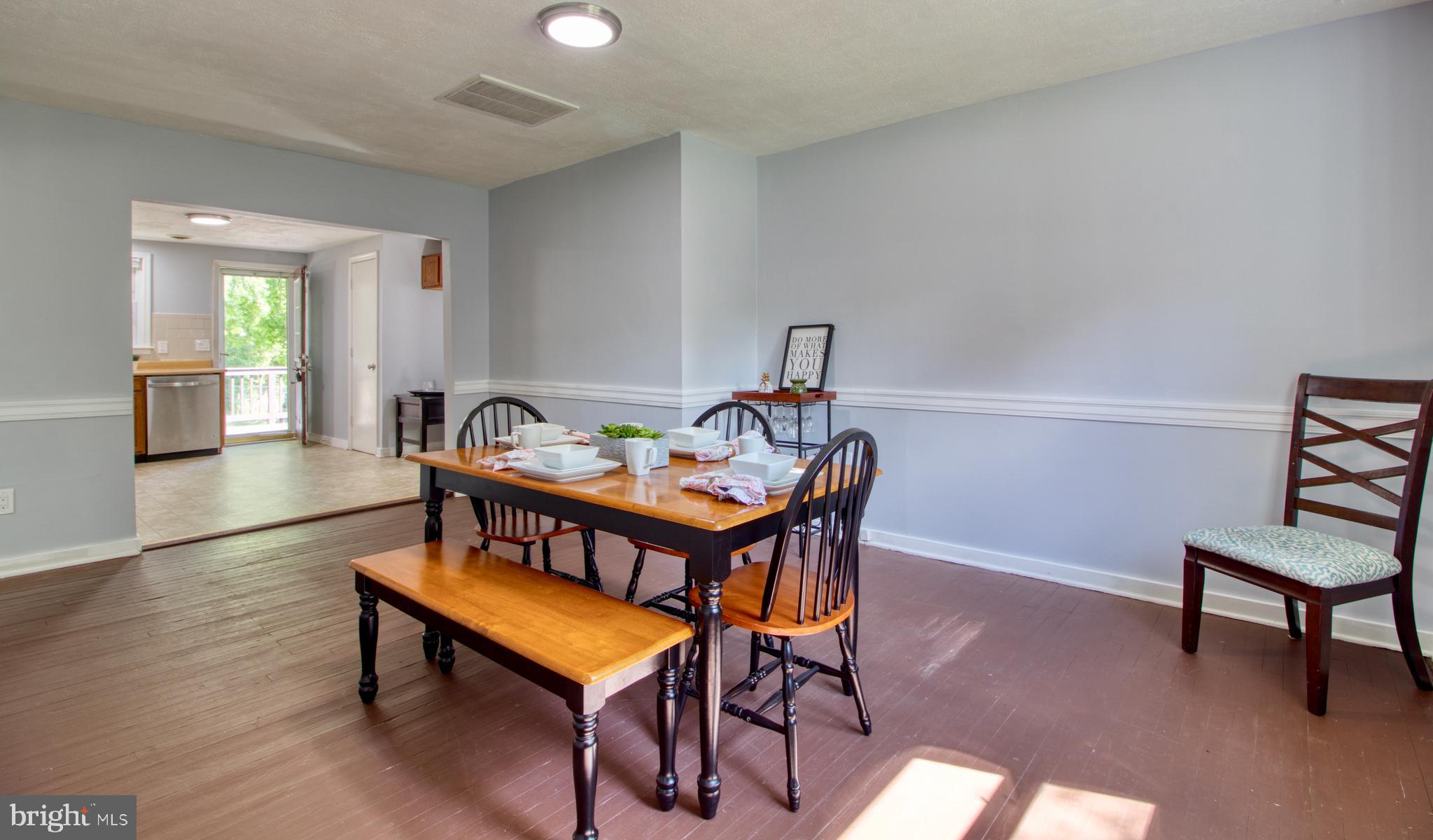 MORRIS ROAD - Residential