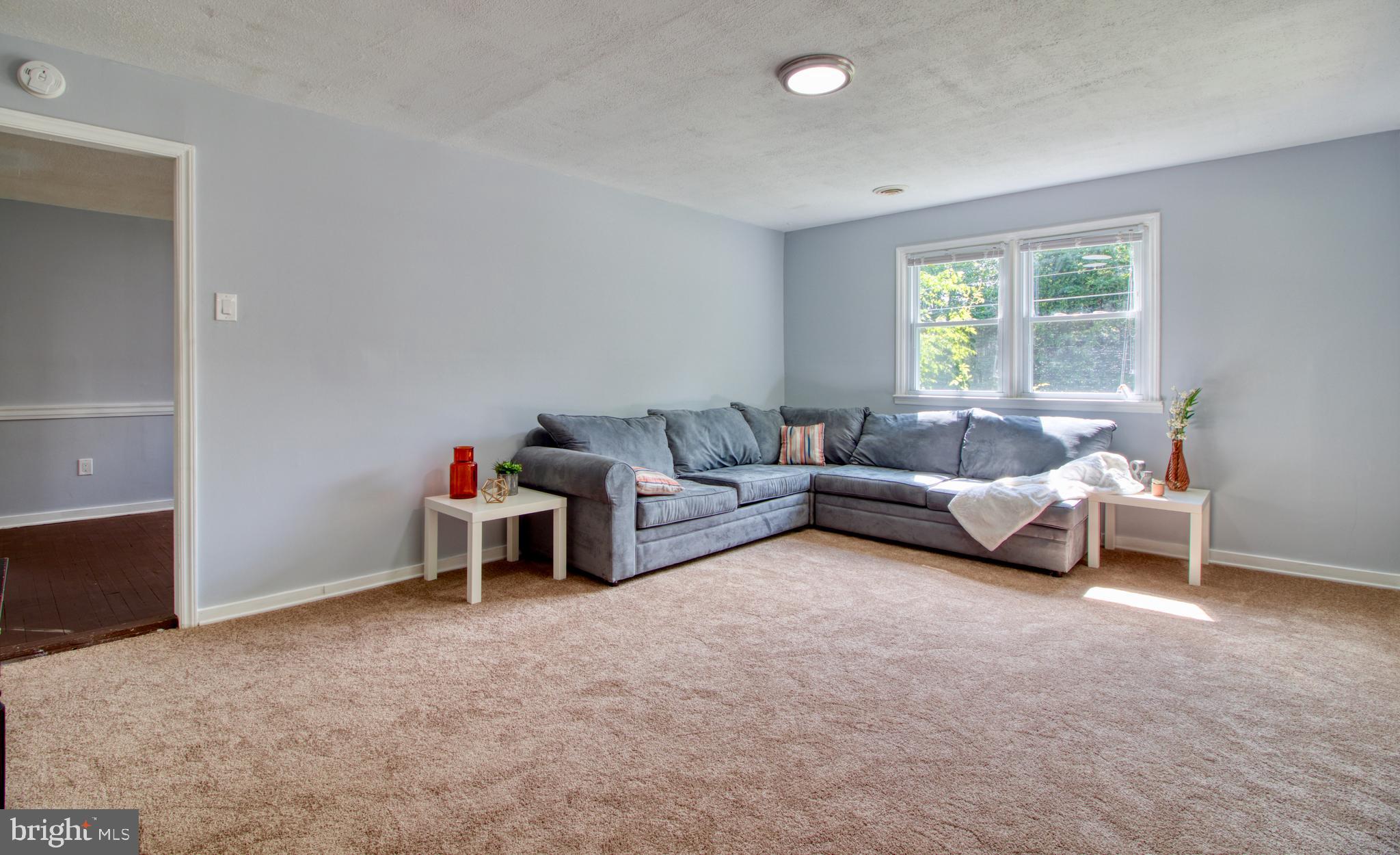 MORRIS ROAD - Residential