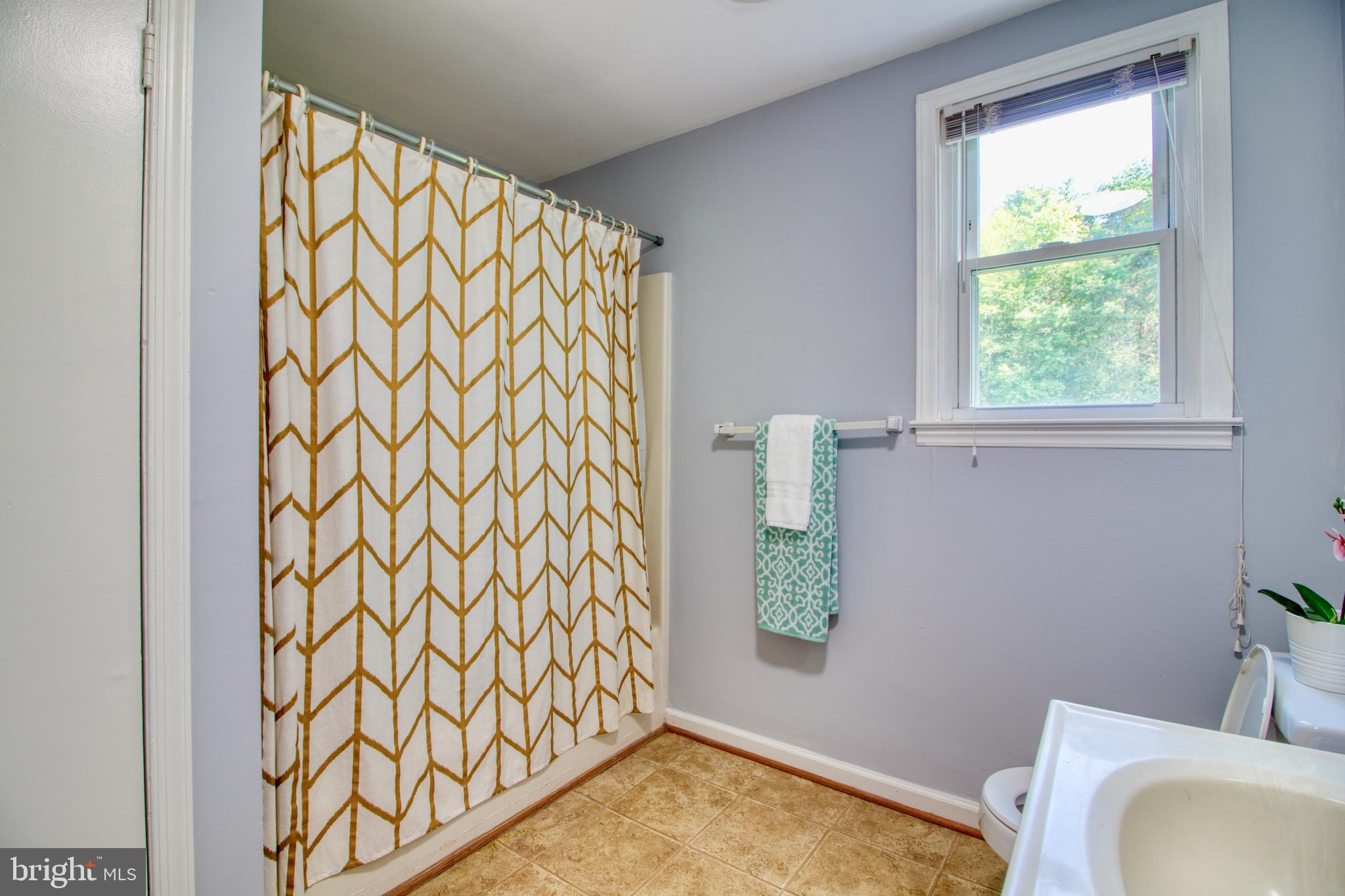 MORRIS ROAD - Residential