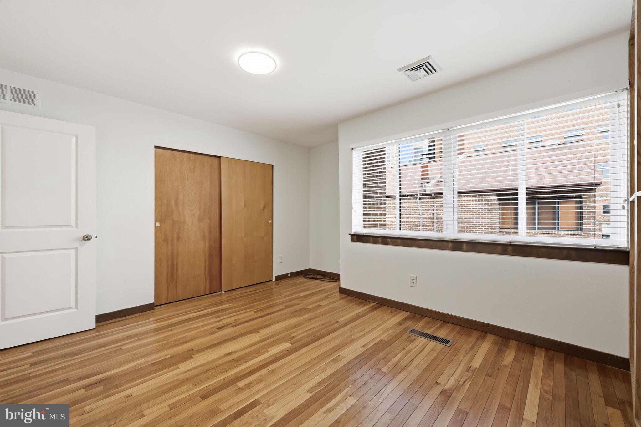 WASHINGTON SQ WEST - Residential