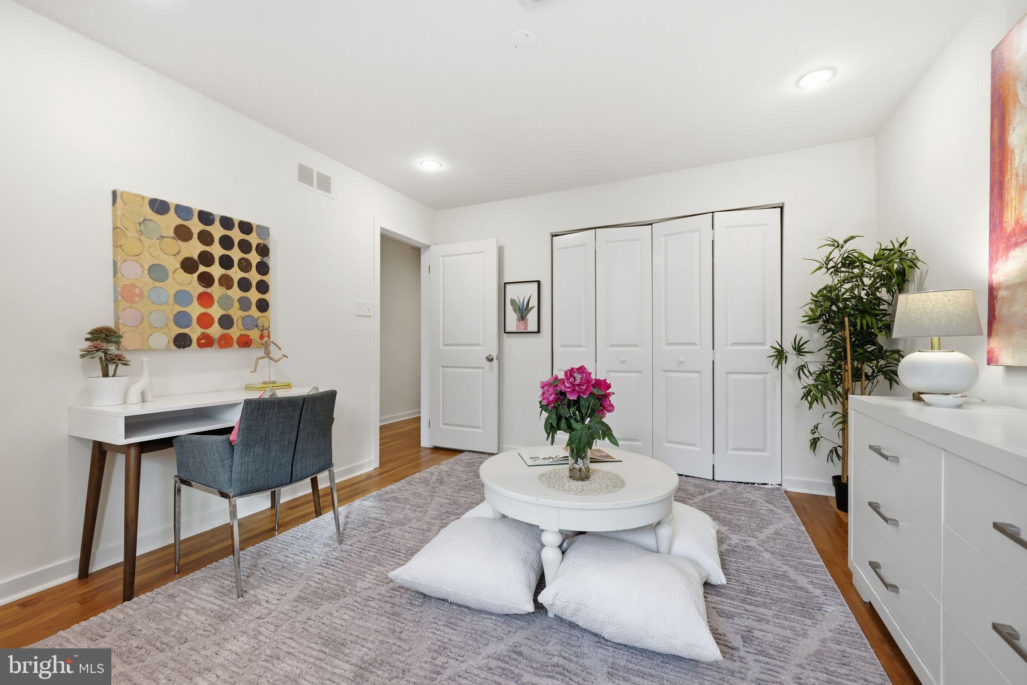 WASHINGTON SQ WEST - Residential