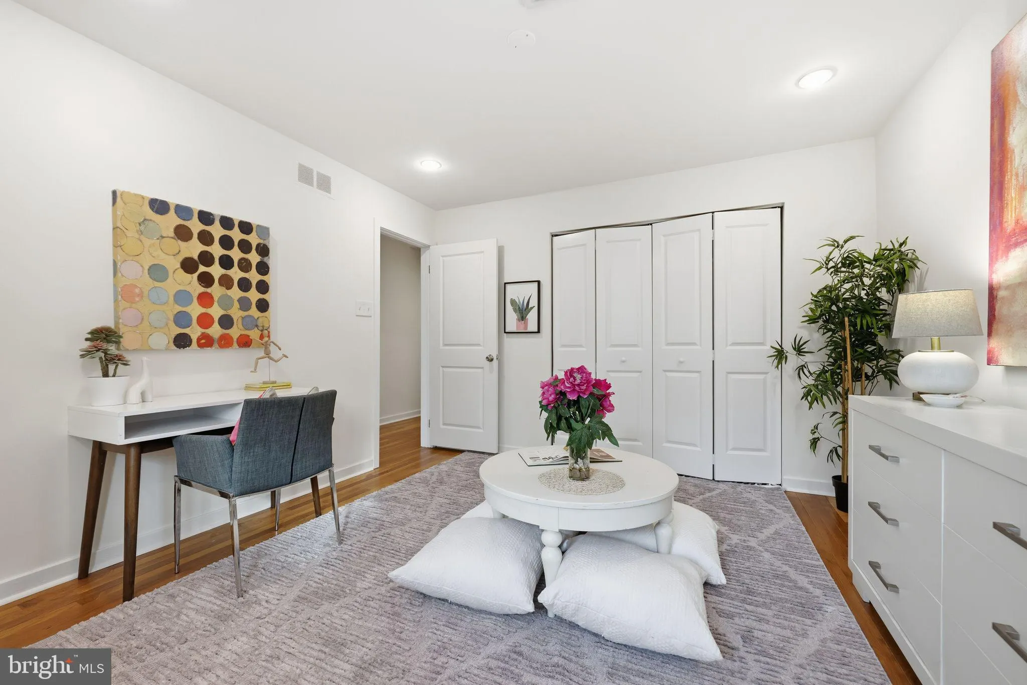 Philadelphia, Pennsylvania 19107, United States, 3 Bedrooms Bedrooms, ,3 BathroomsBathrooms,Residential,Contingent,251986