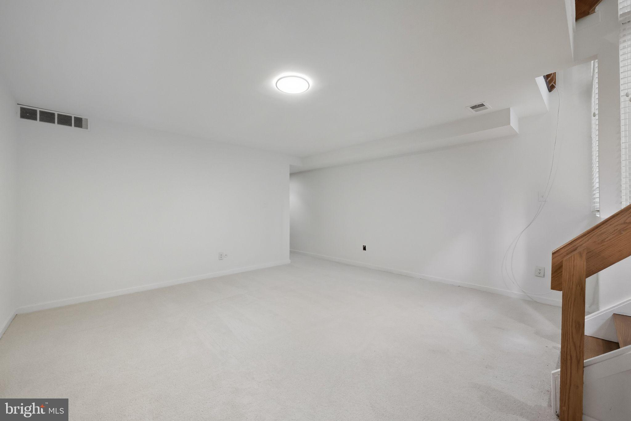 WASHINGTON SQ WEST - Residential